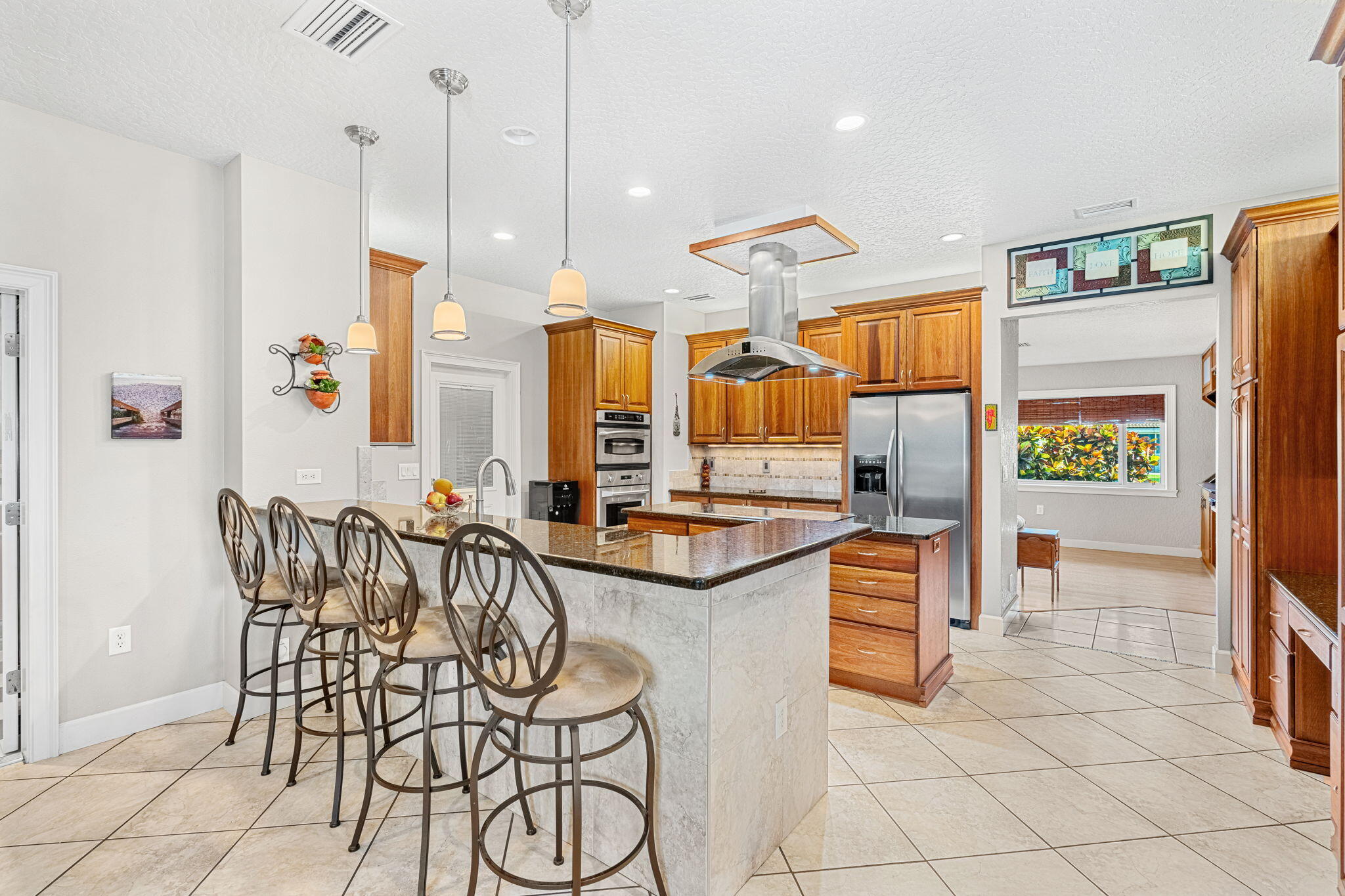 585 Cinnamon Drive