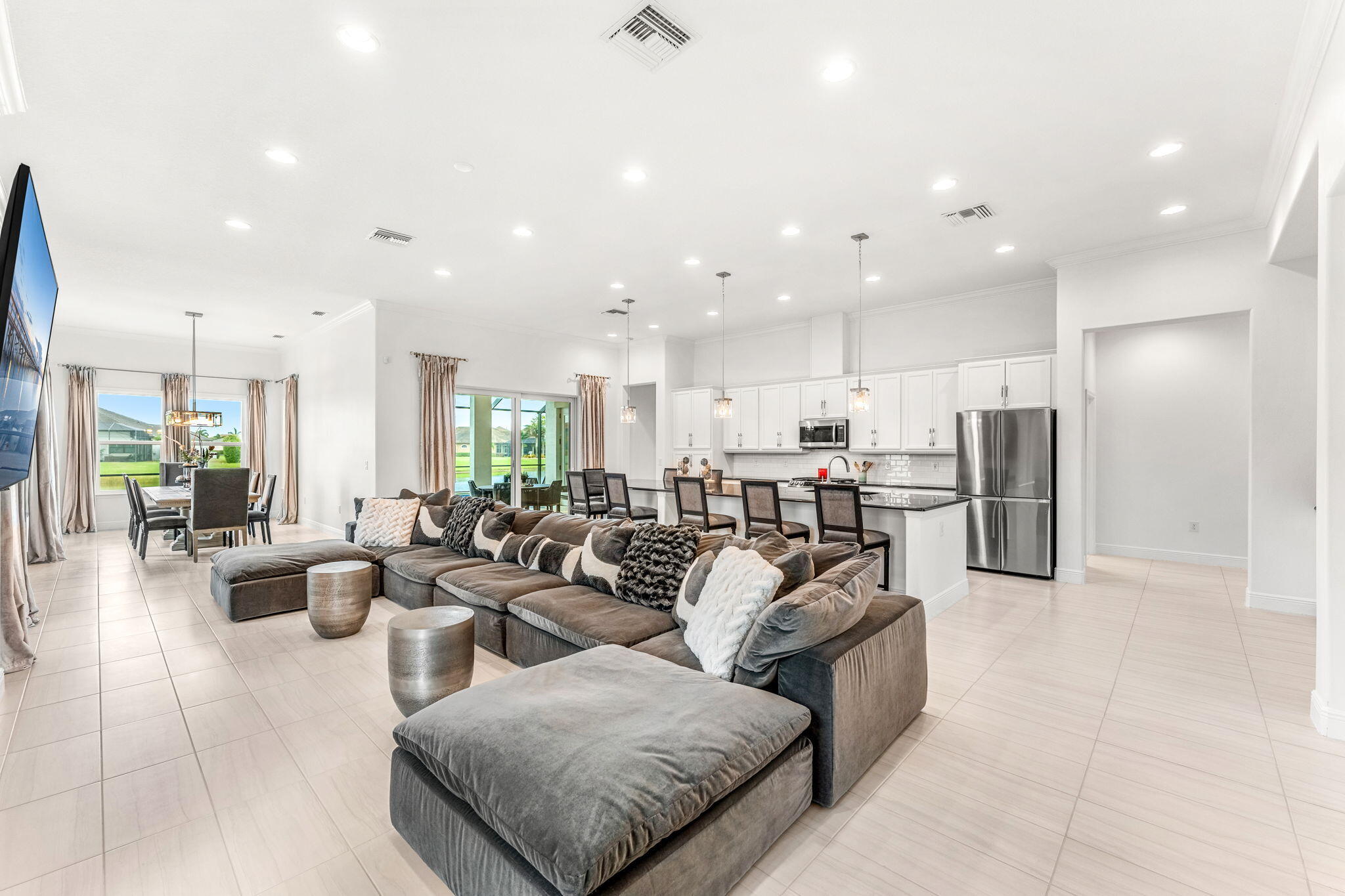 8185 Lyside Drive