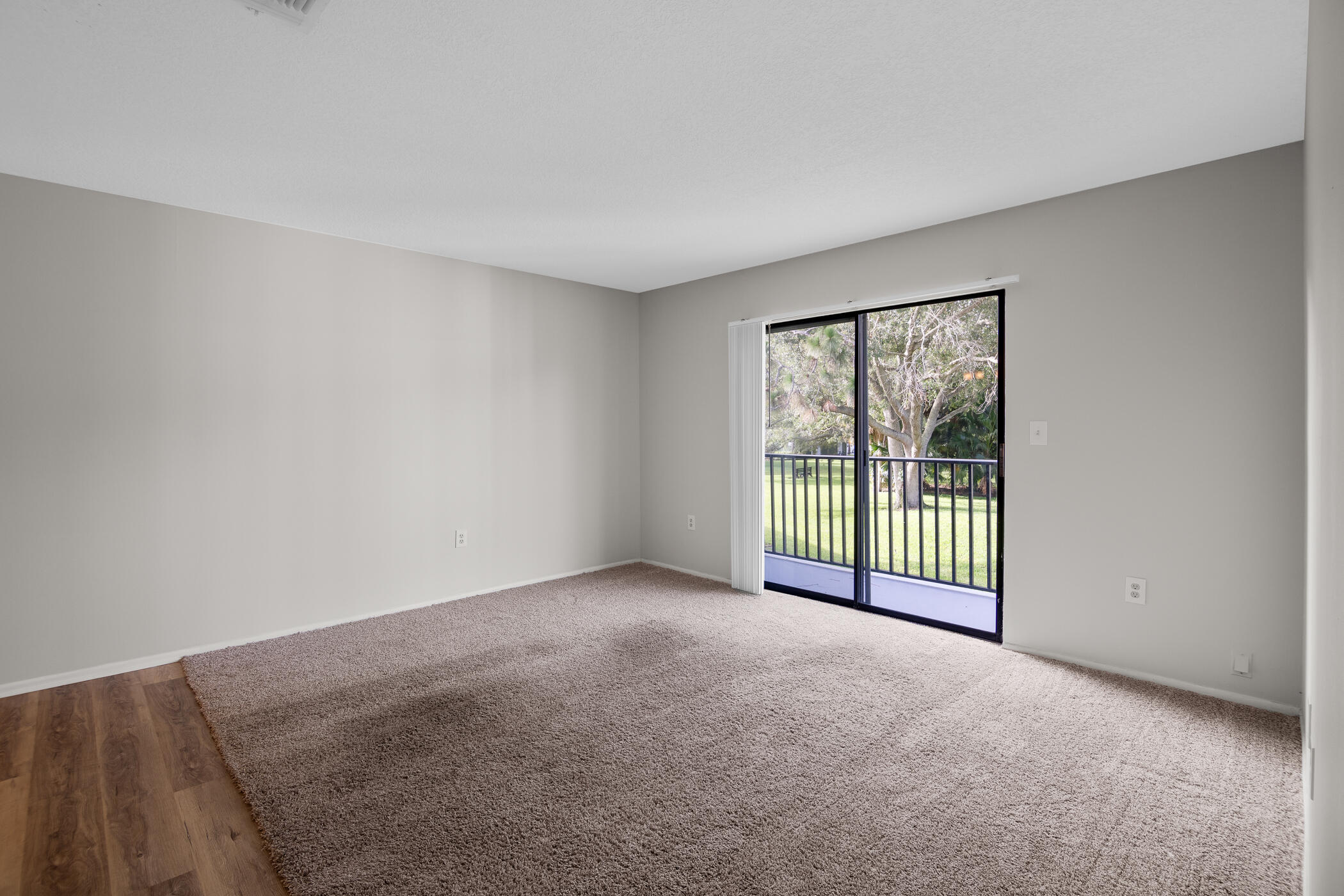 2222 Flower Tree Circle