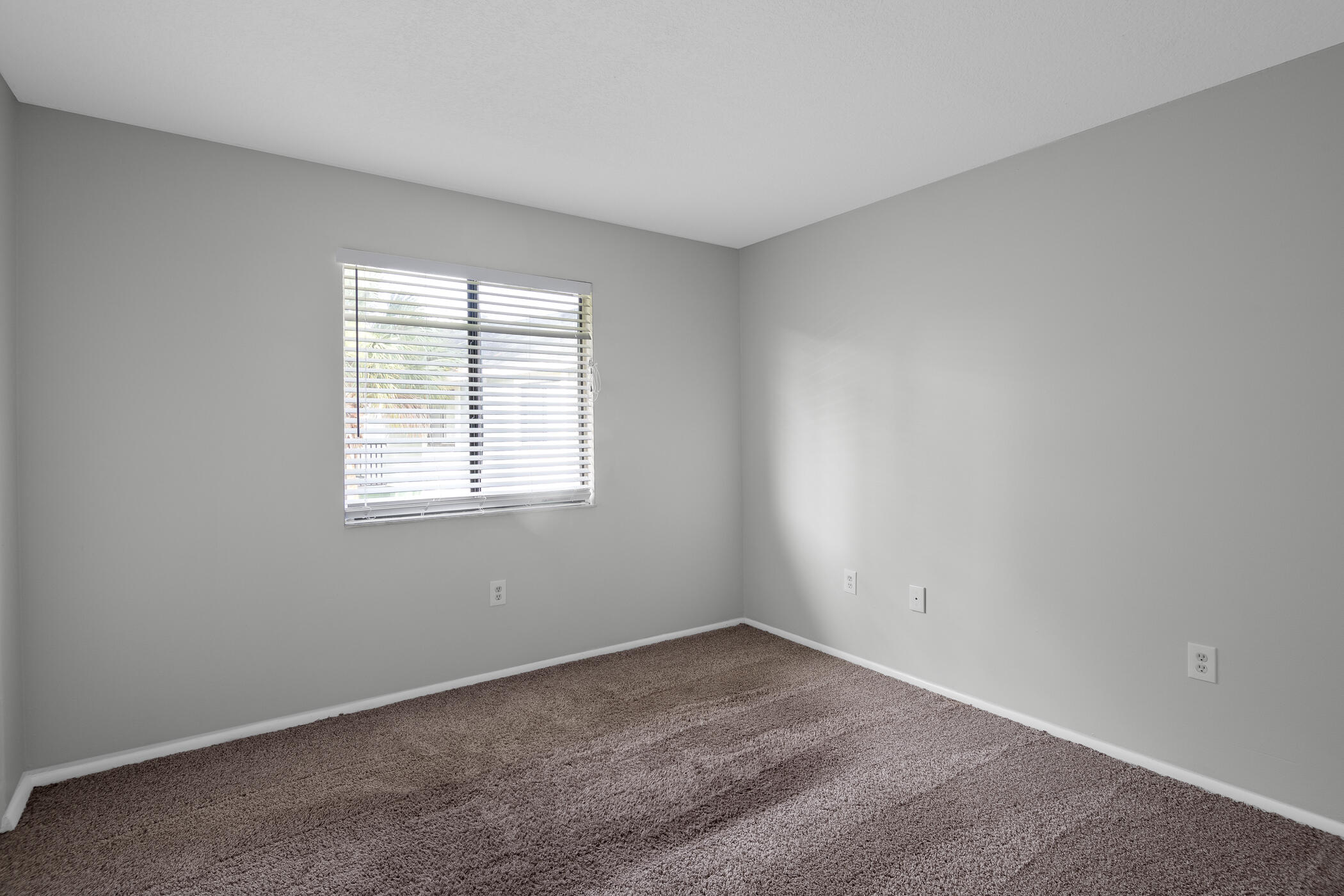 2222 Flower Tree Circle