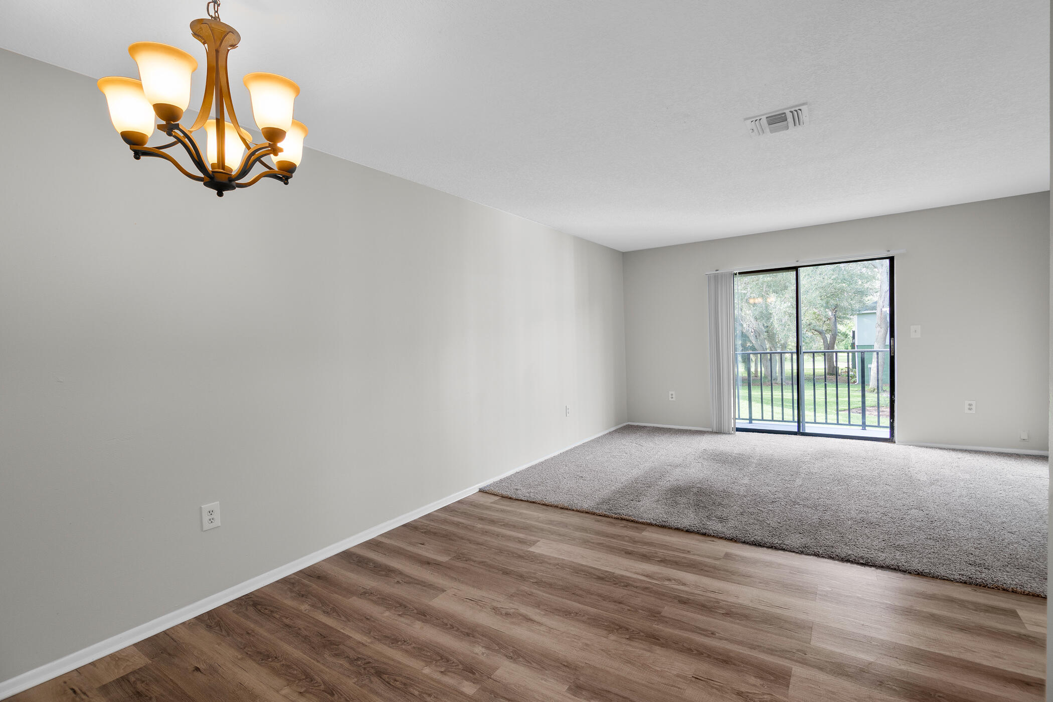 2222 Flower Tree Circle