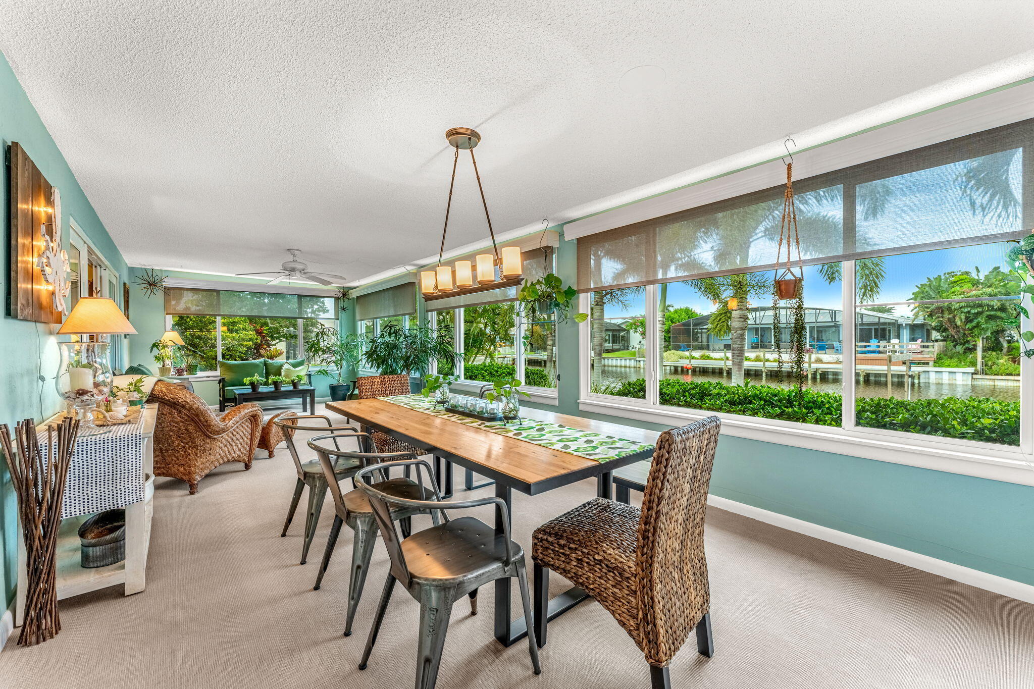 422 Saint Lucia Court