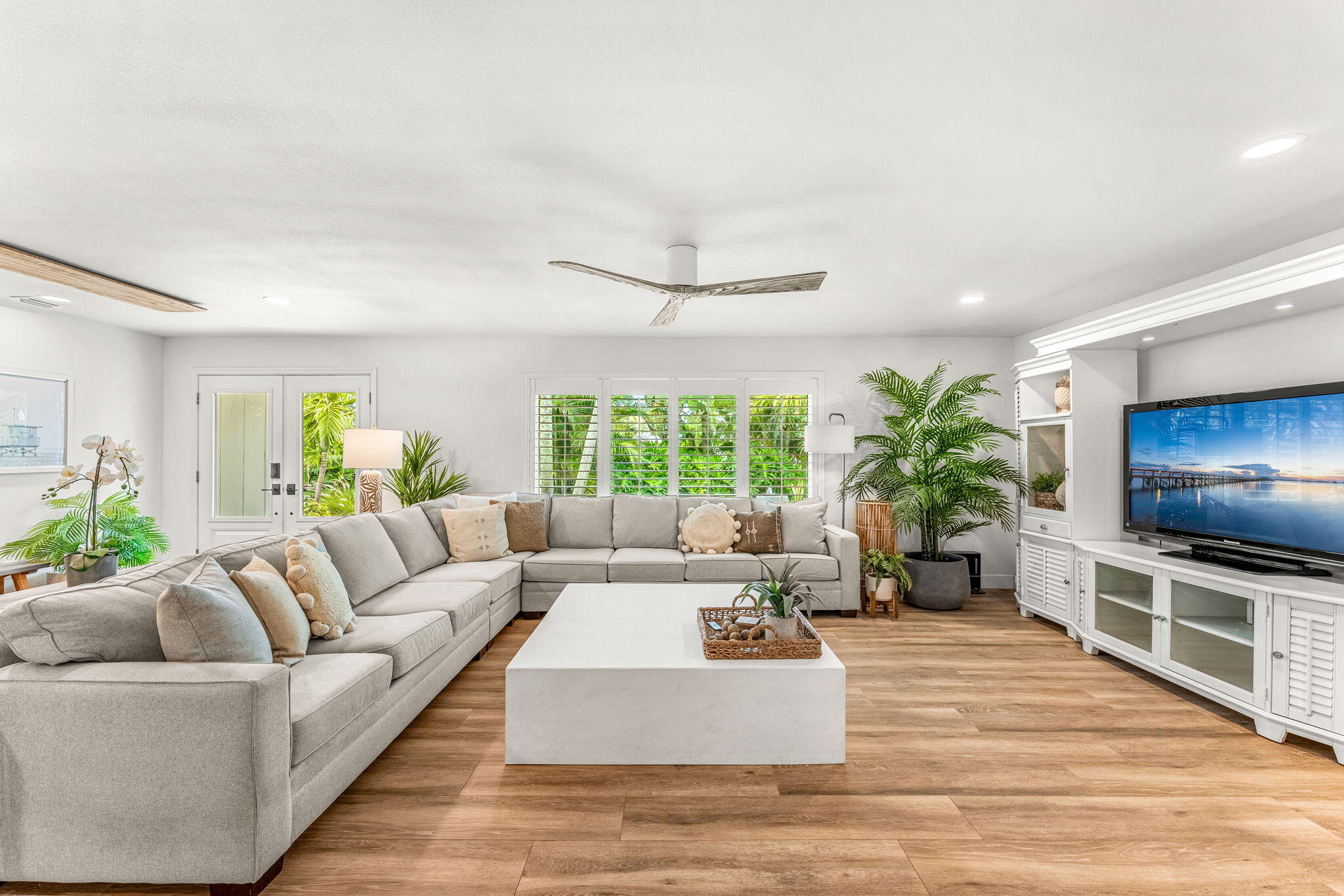 2240 Sea Horse Drive