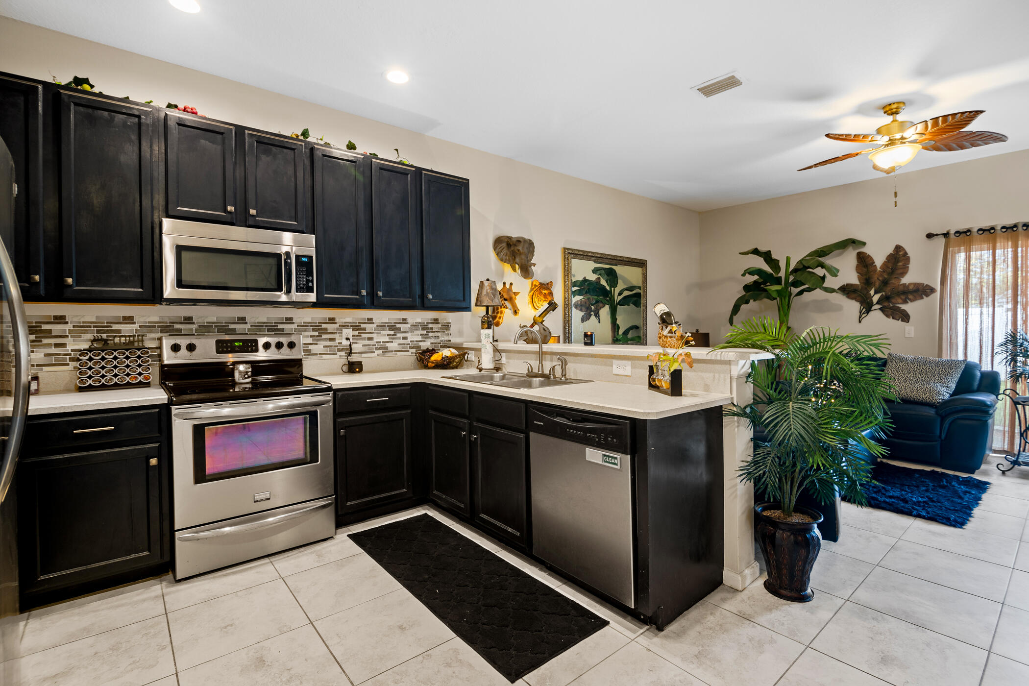 2645 Revolution Street 104