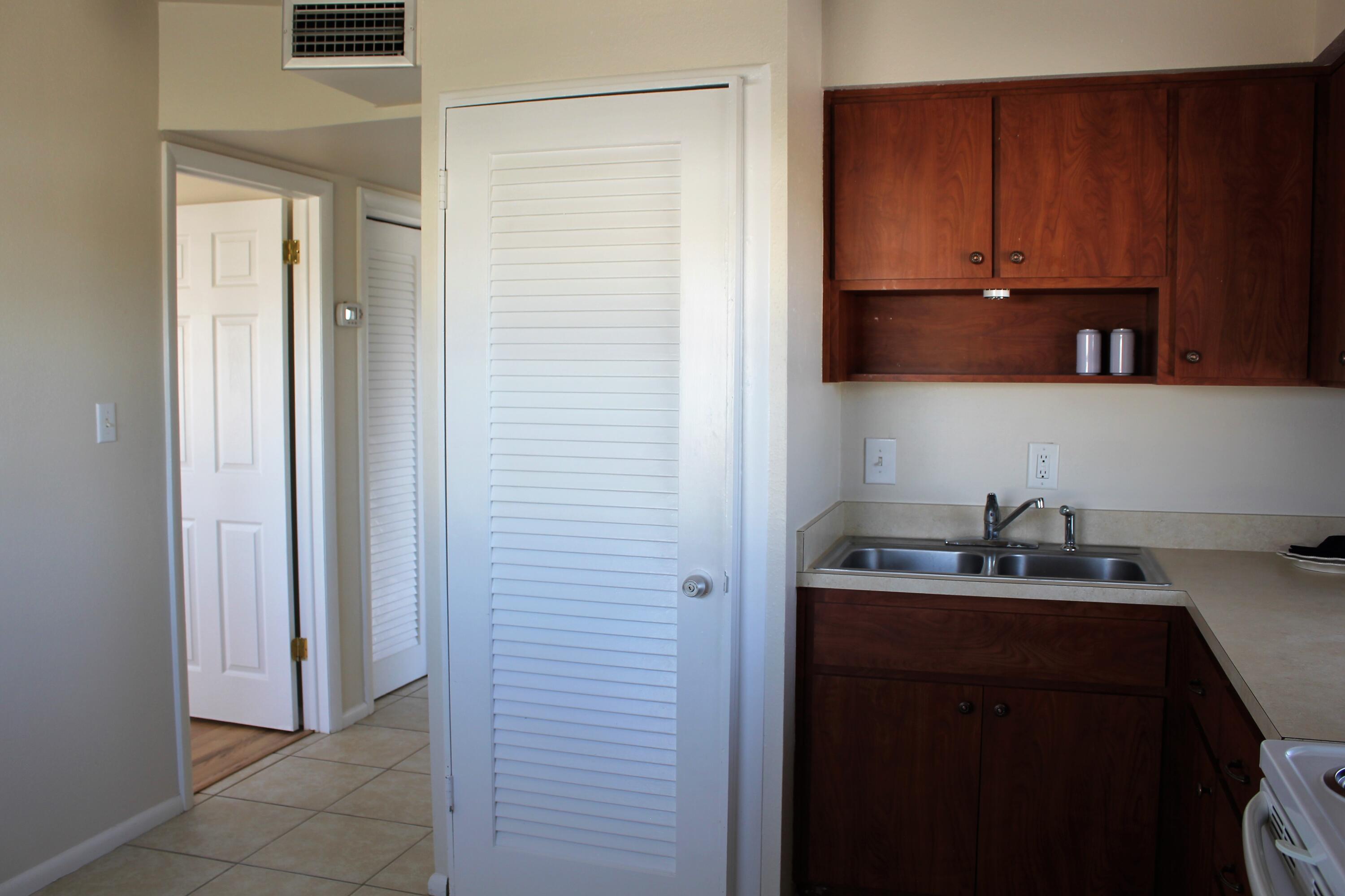 651 Palm Drive, A3