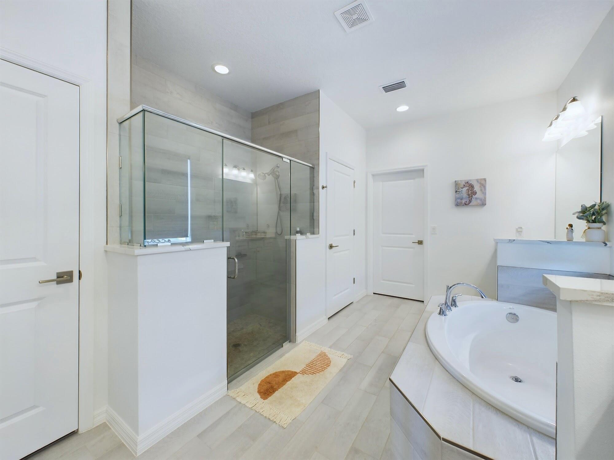 8020 Lucent Court