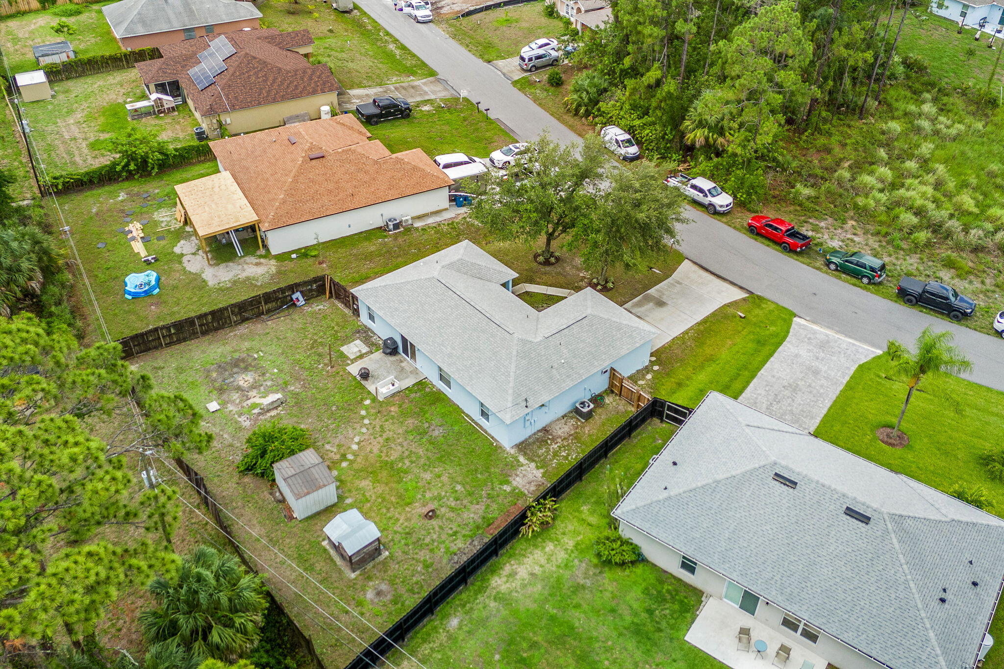 529 Plumbago Road NW
