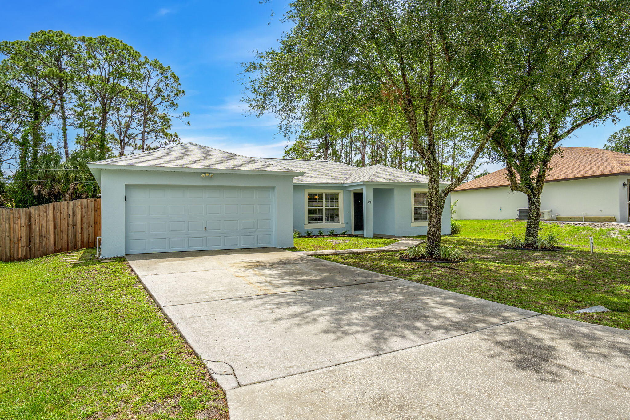 529 Plumbago Road NW