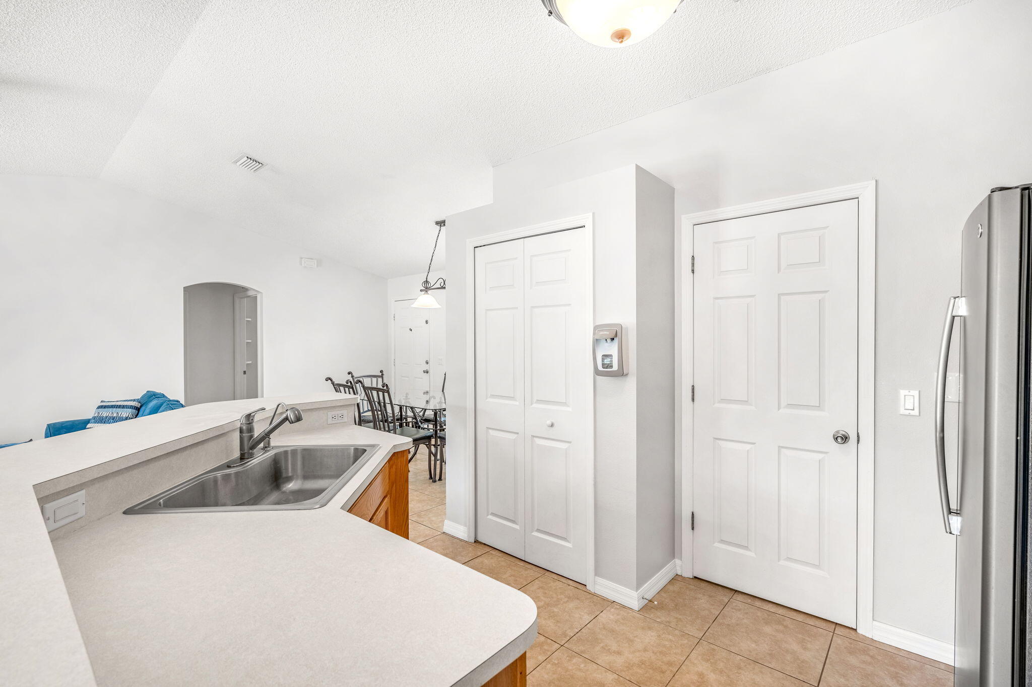529 Plumbago Road NW