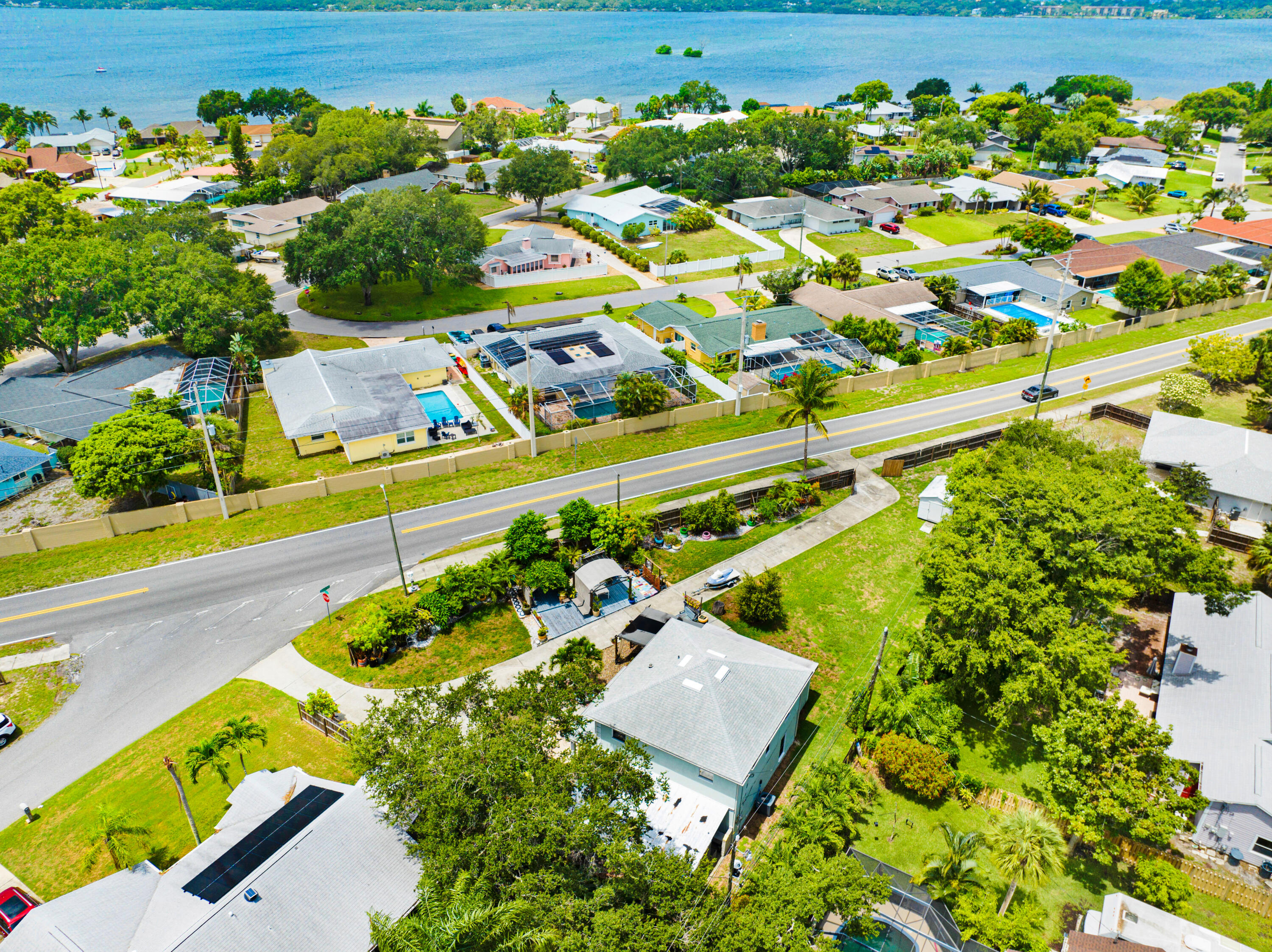 1130 S Tropical Trail