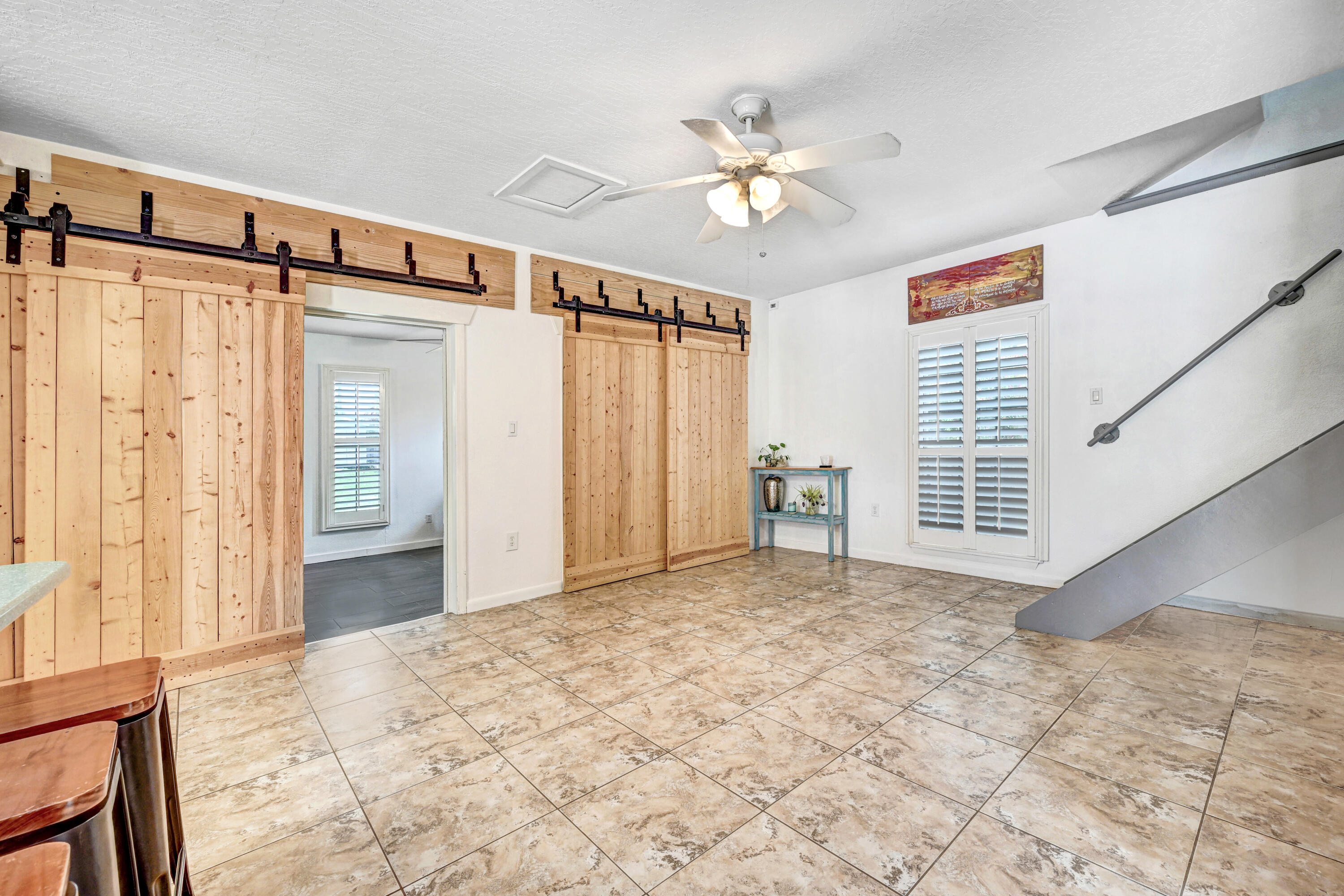 1130 S Tropical Trail