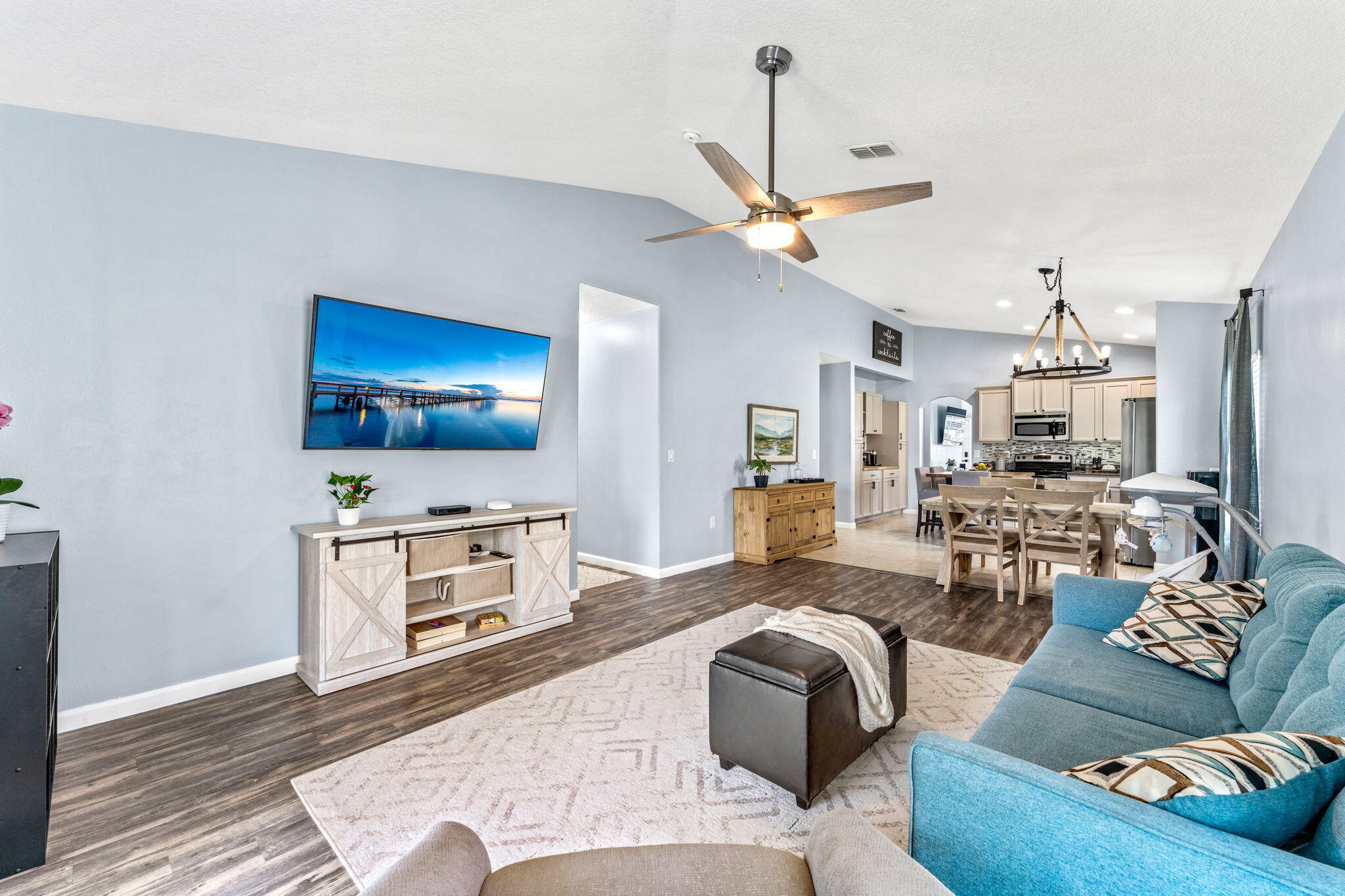 320 Wishing Well Circle SW