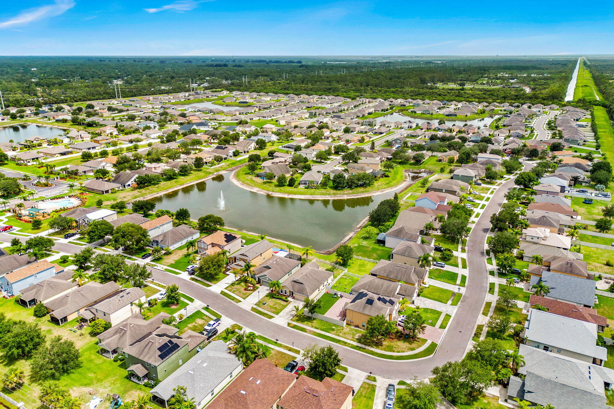 320 Wishing Well Circle SW