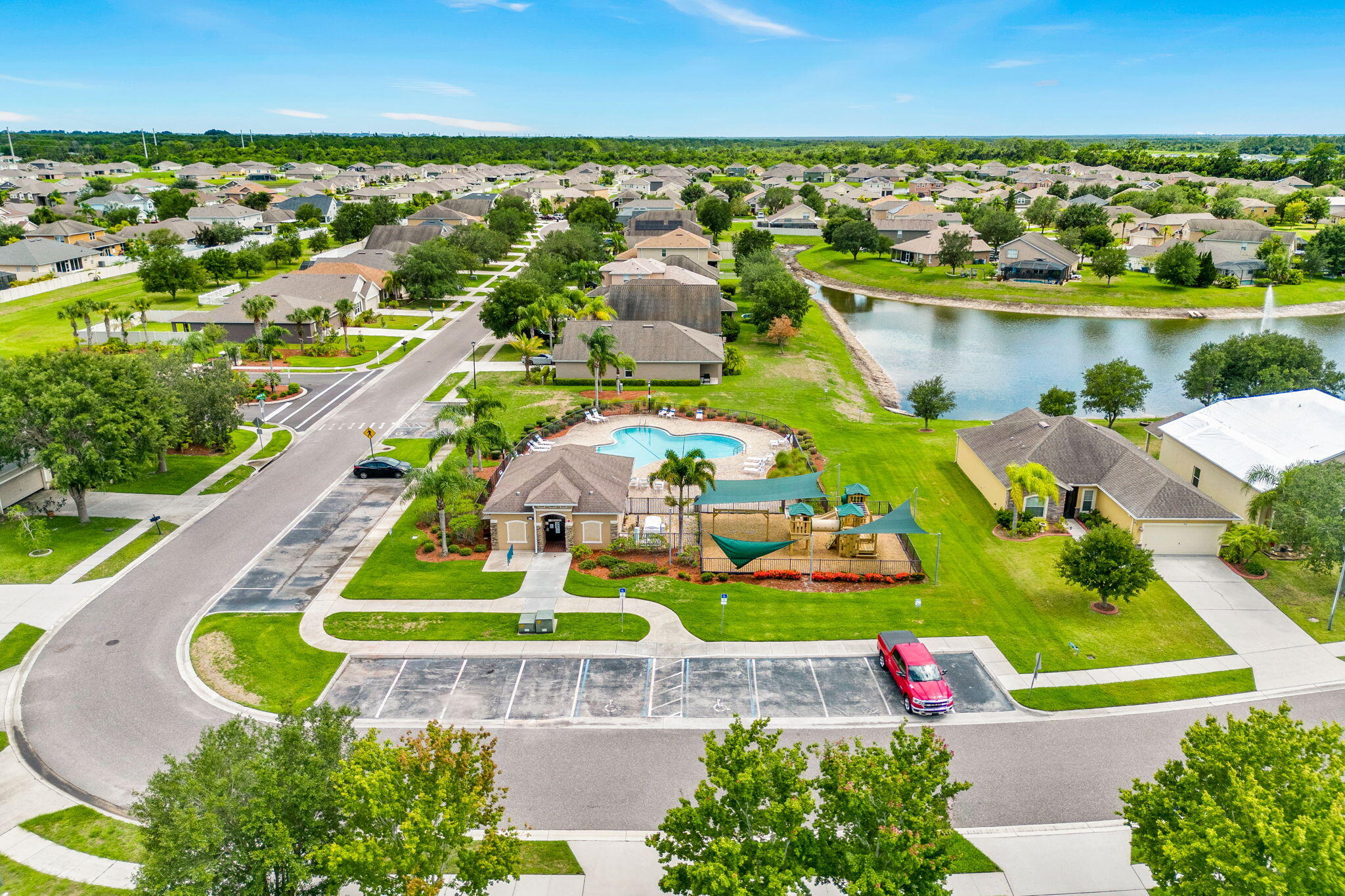 320 Wishing Well Circle SW