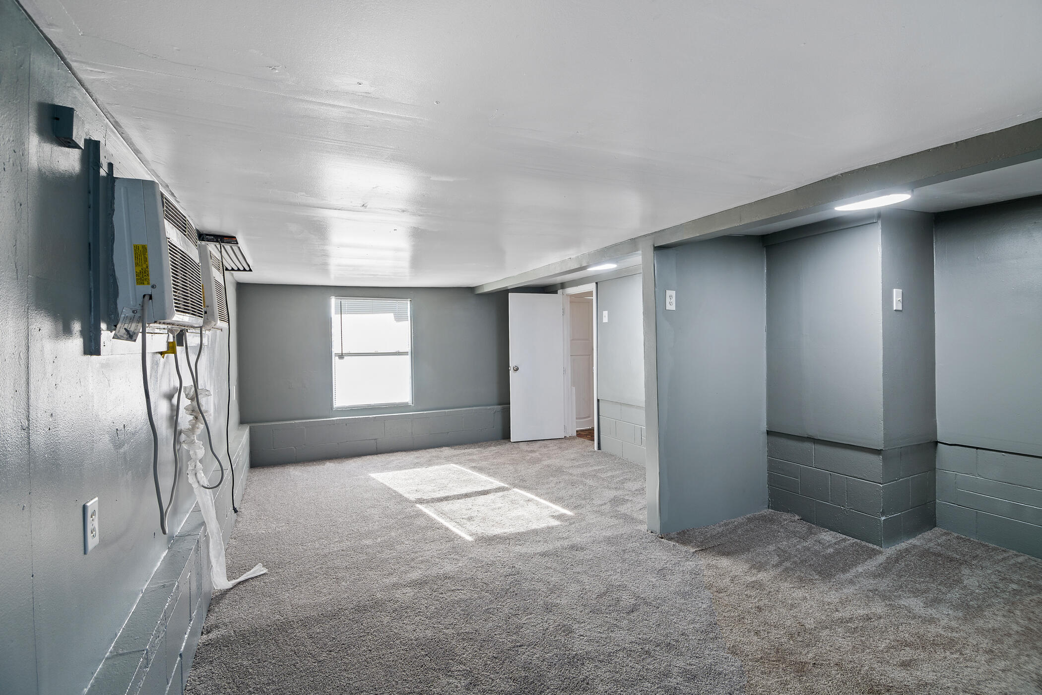 2534 Stratford Drive