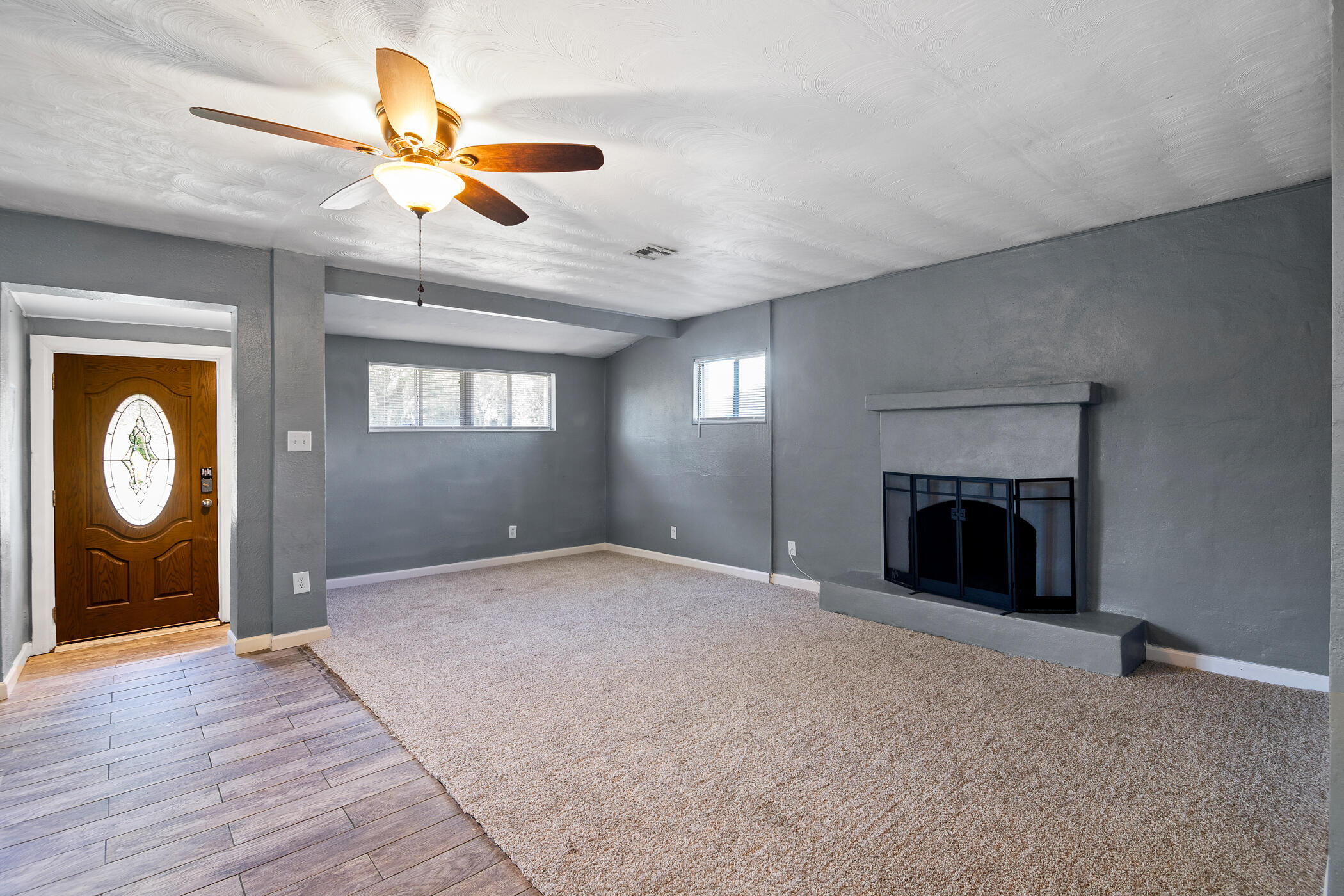 2534 Stratford Drive