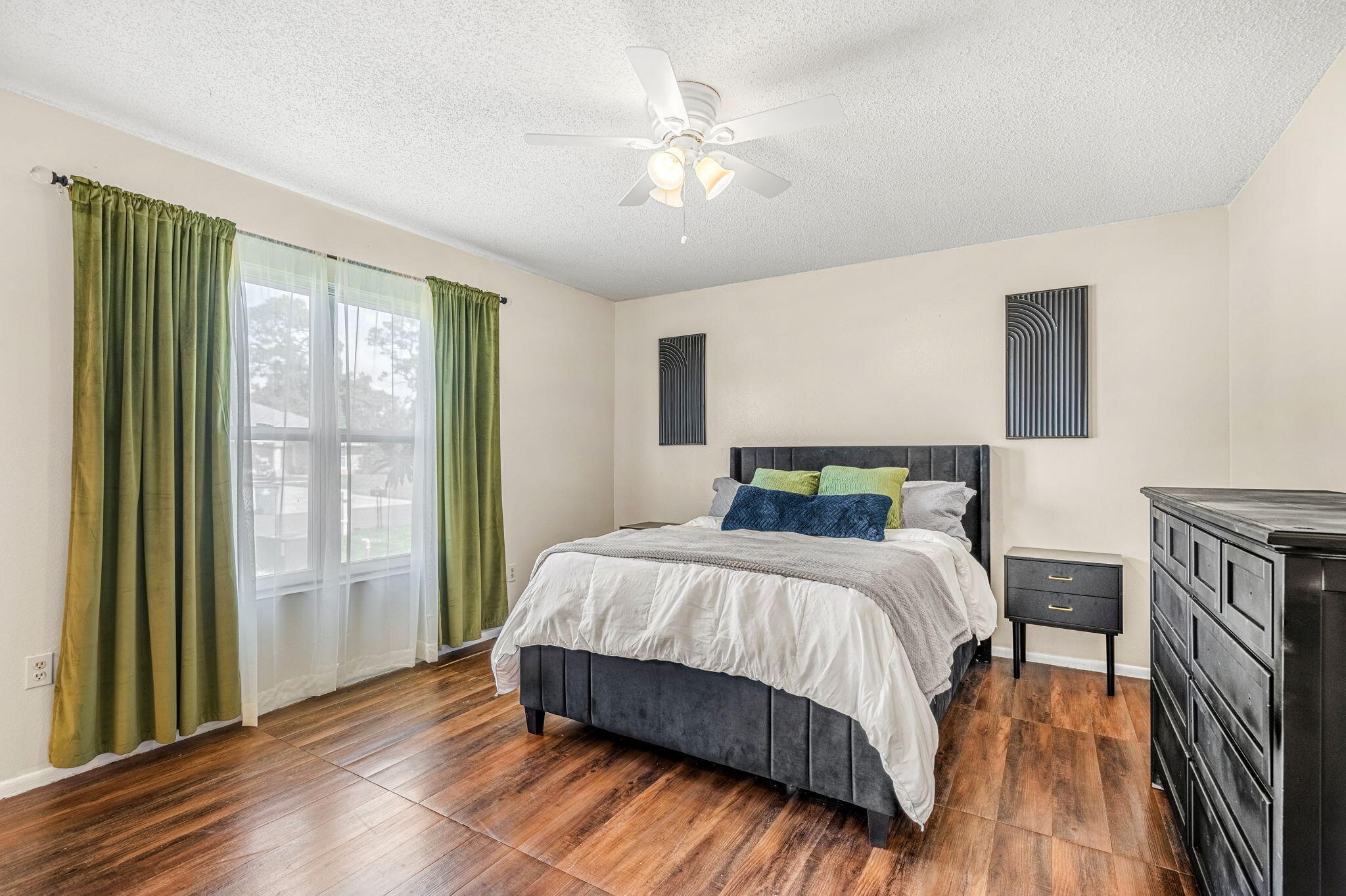 230 Mardi Gras Avenue NW
