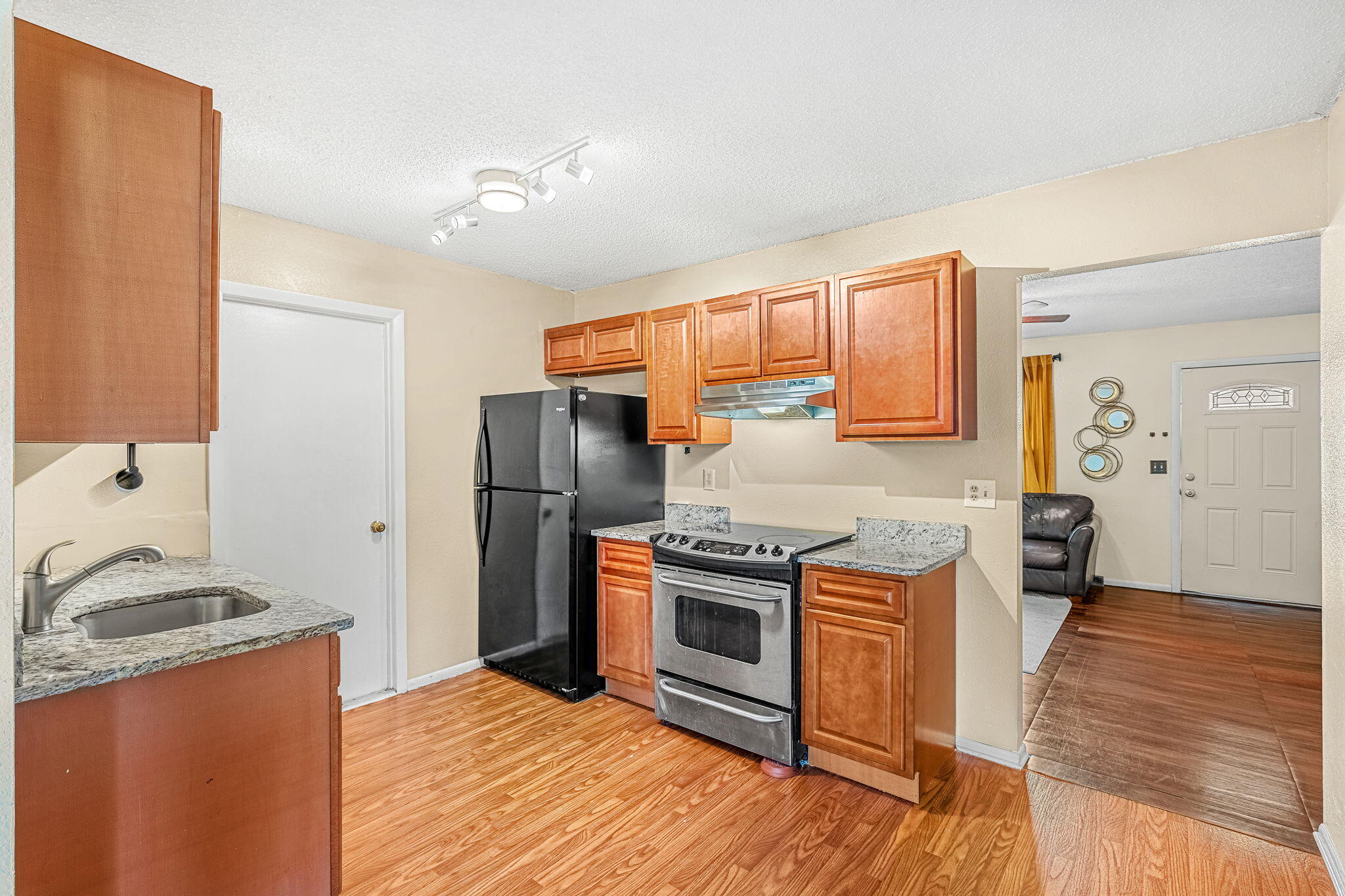 230 Mardi Gras Avenue NW