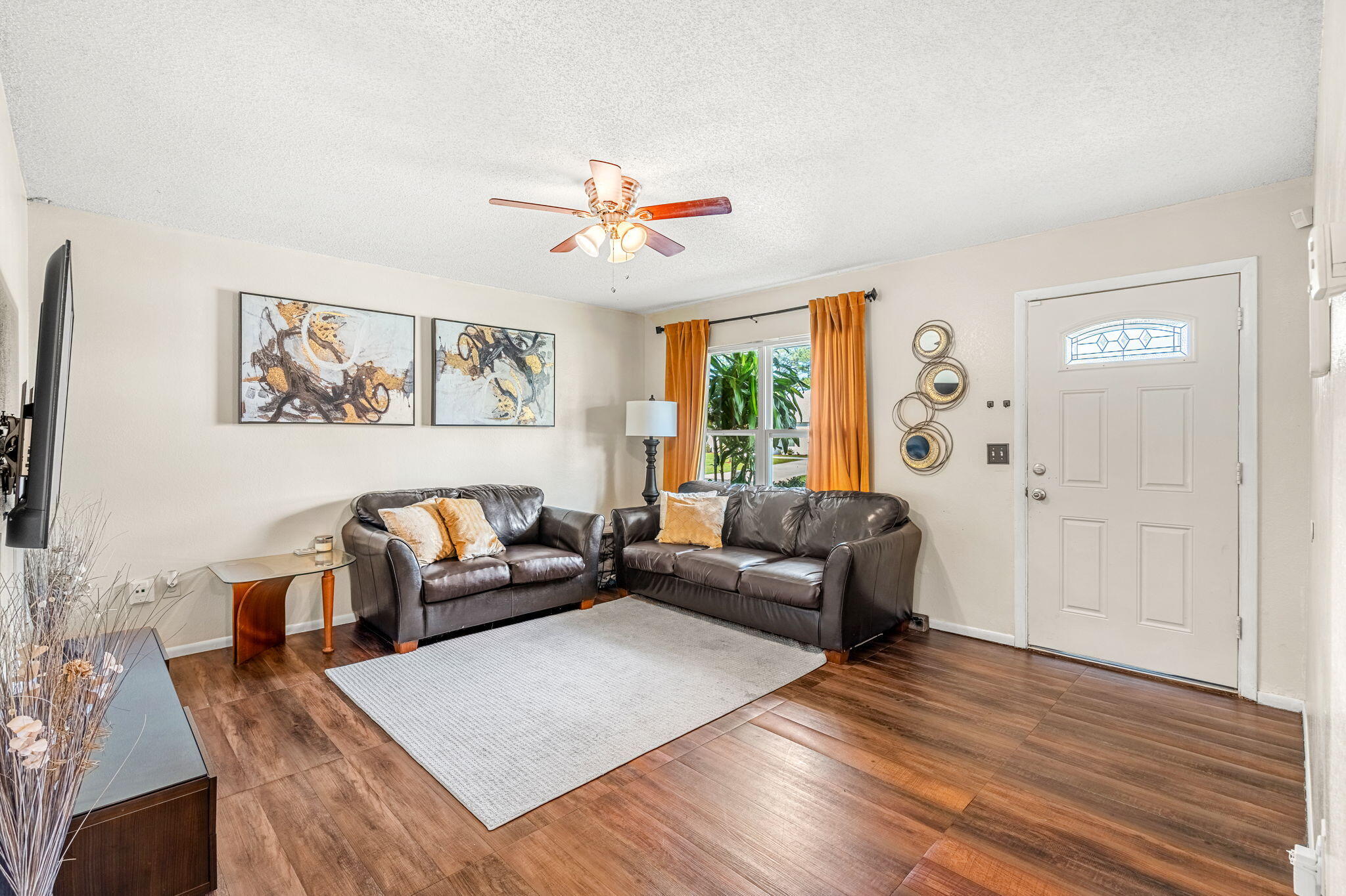 230 Mardi Gras Avenue NW