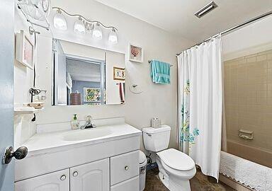 5425 Country Lane