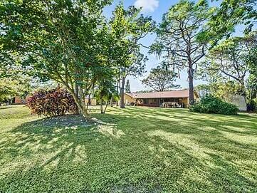 5425 Country Lane