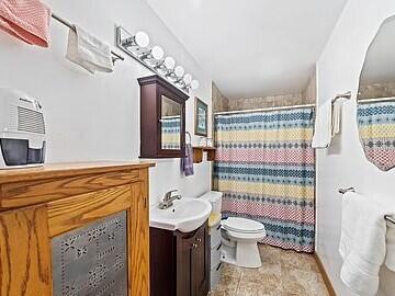 5425 Country Lane
