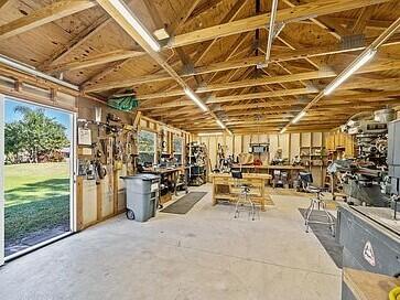 5425 Country Lane
