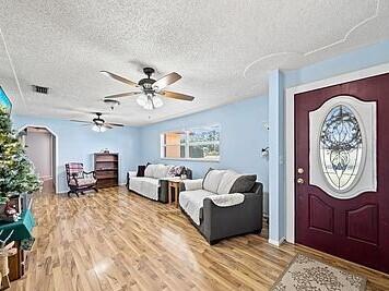 5425 Country Lane