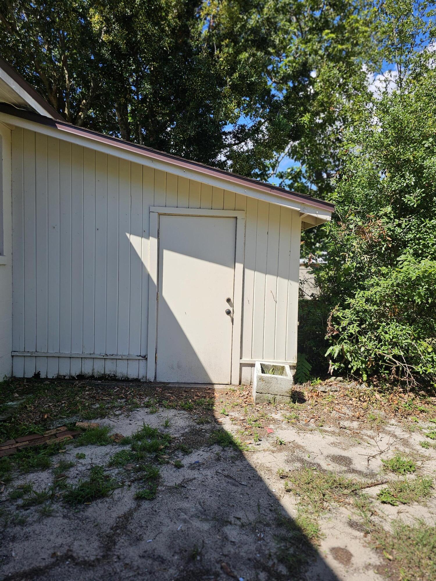 2115 Macfarland Drive