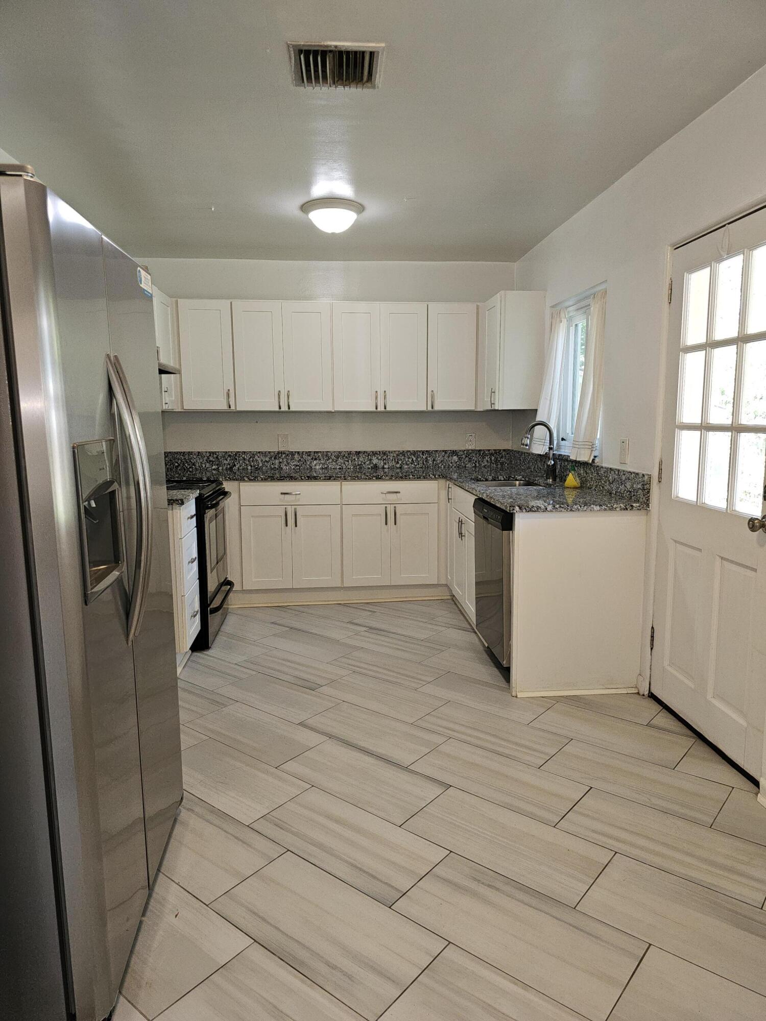 2115 Macfarland Drive