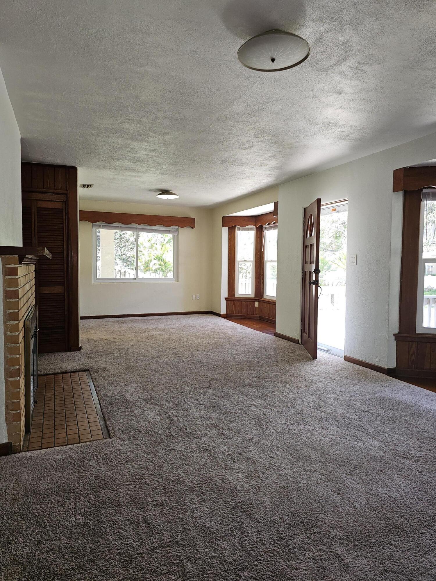 2115 Macfarland Drive