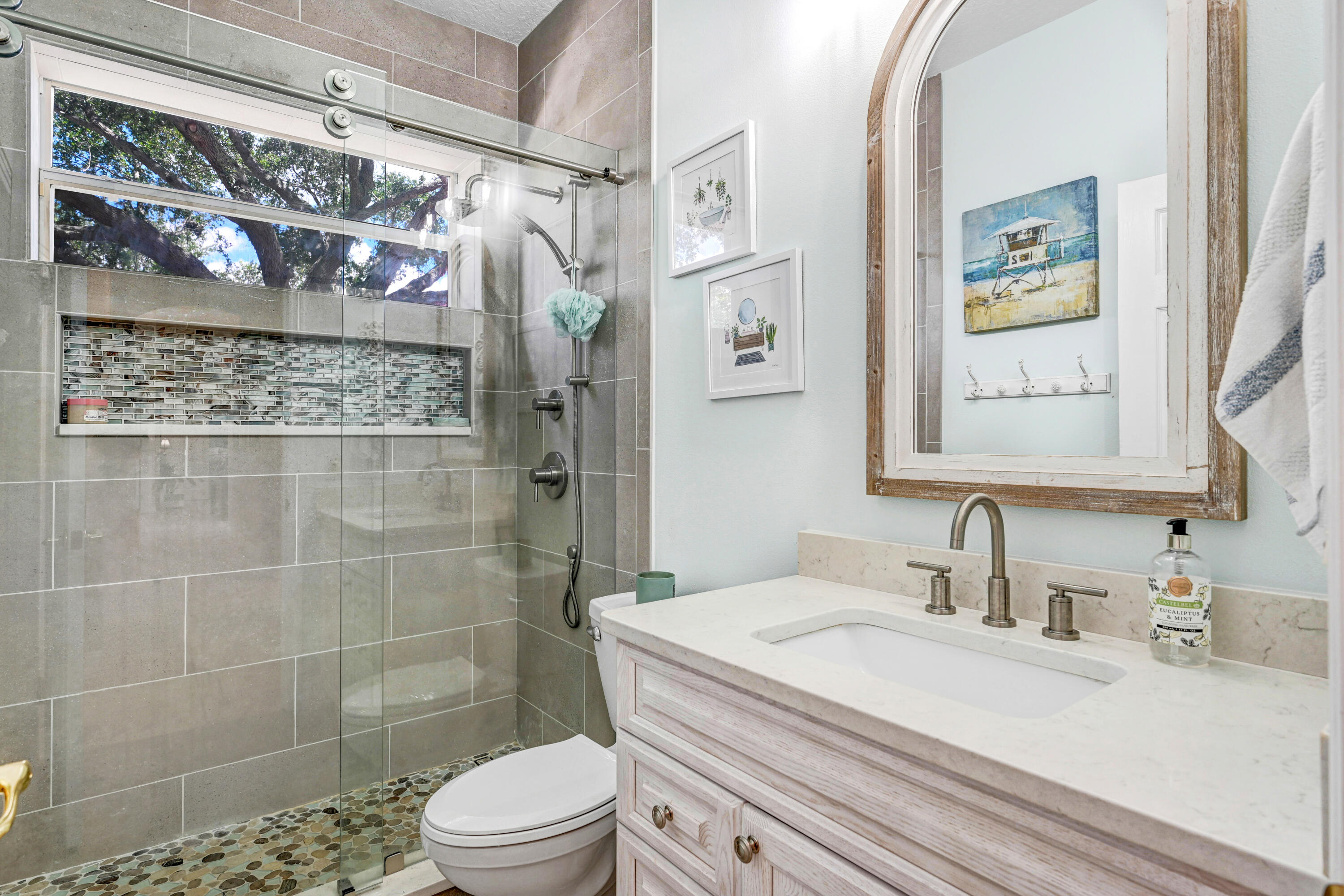 4031 Tradewinds Trail