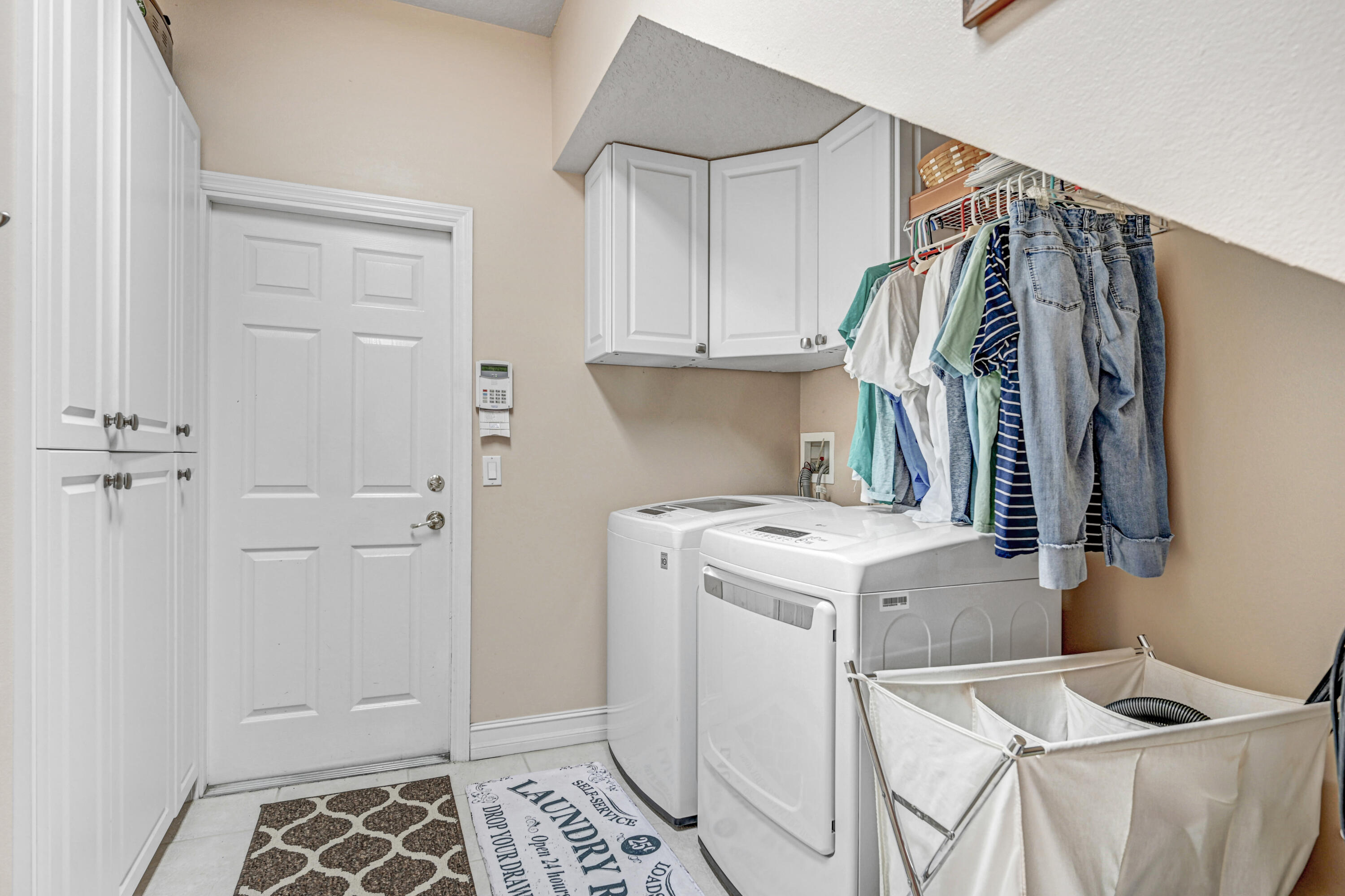 4031 Tradewinds Trail