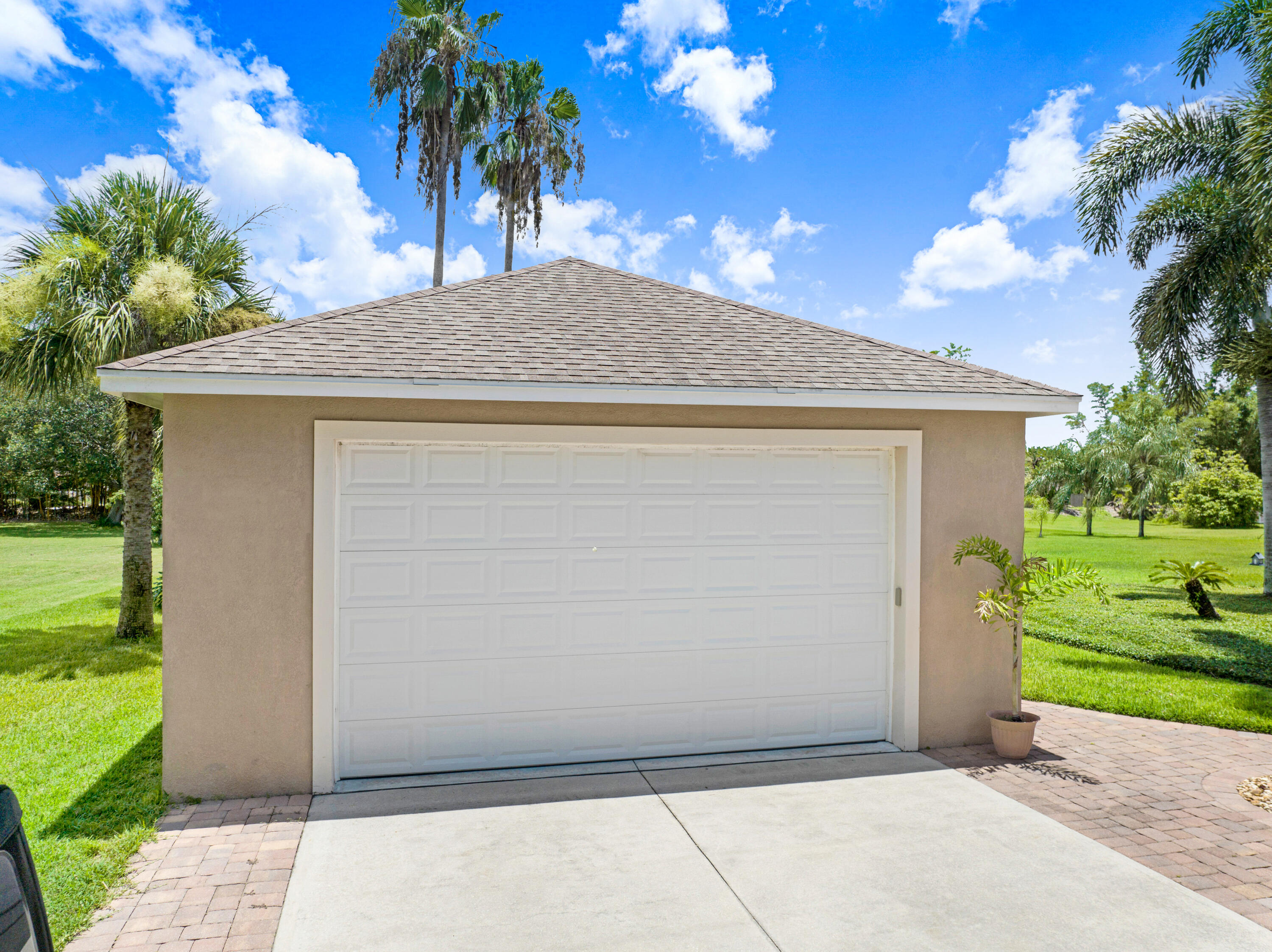 4031 Tradewinds Trail