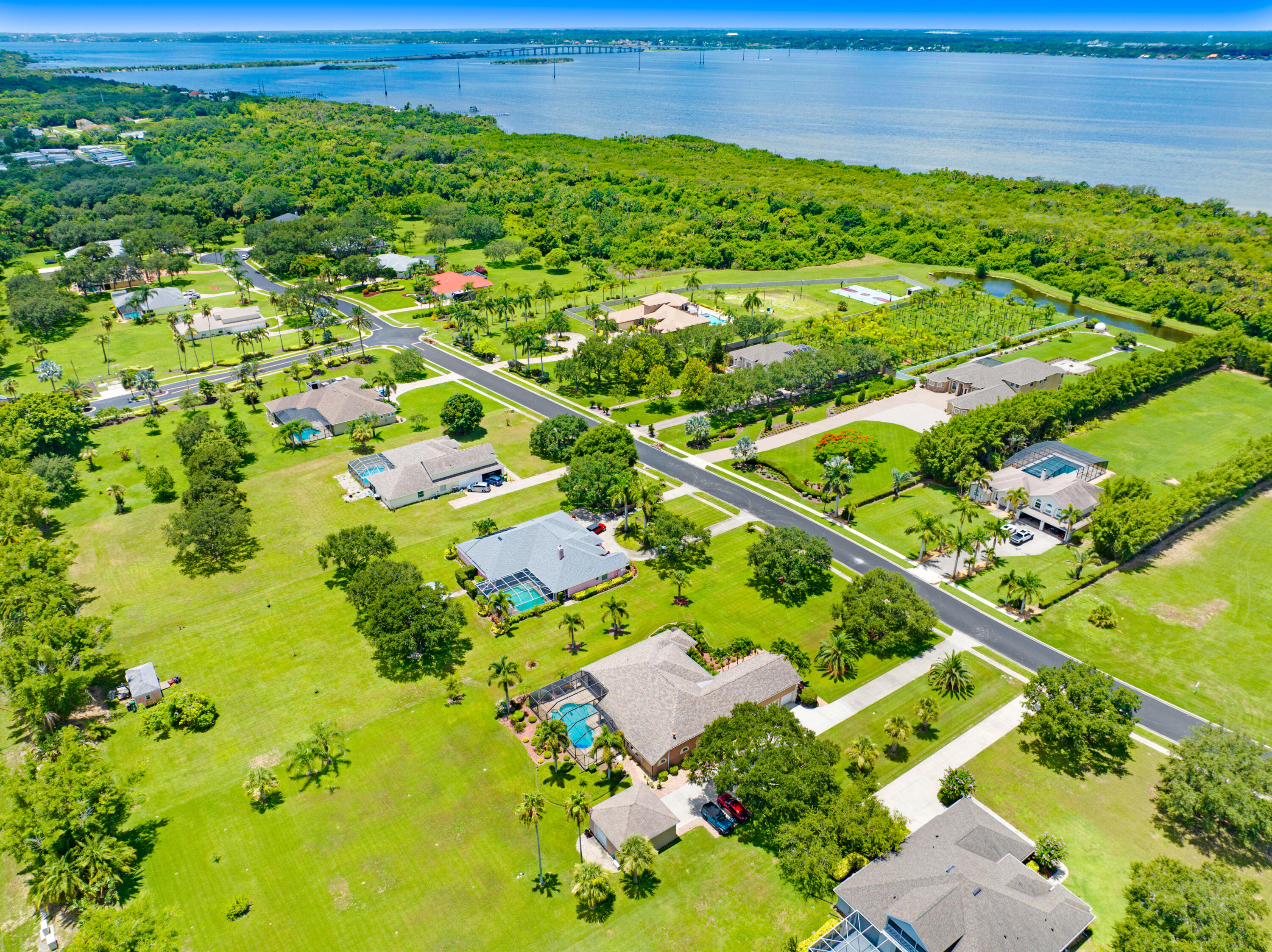 4031 Tradewinds Trail