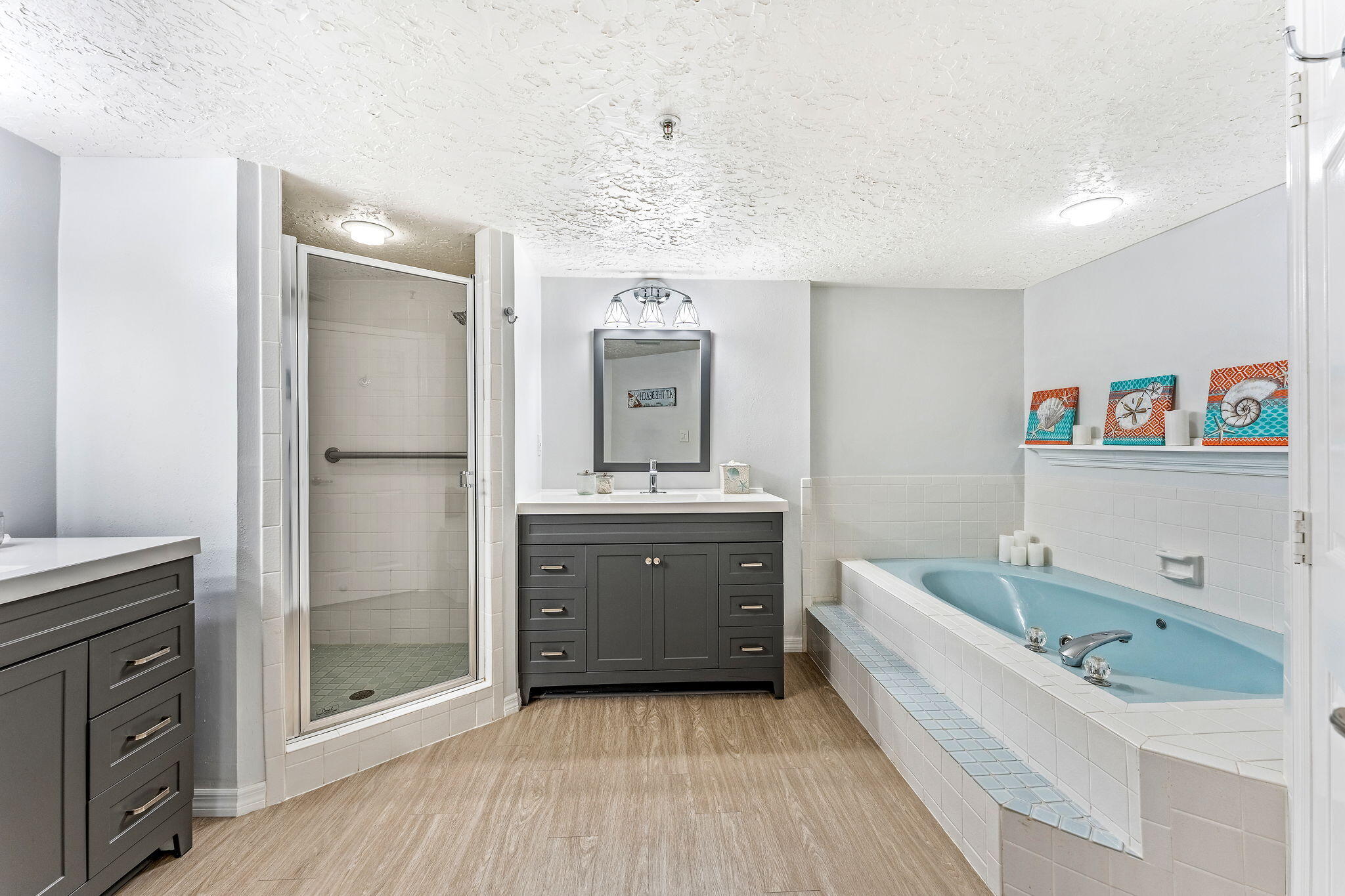 343 N Tropical Trail, 204