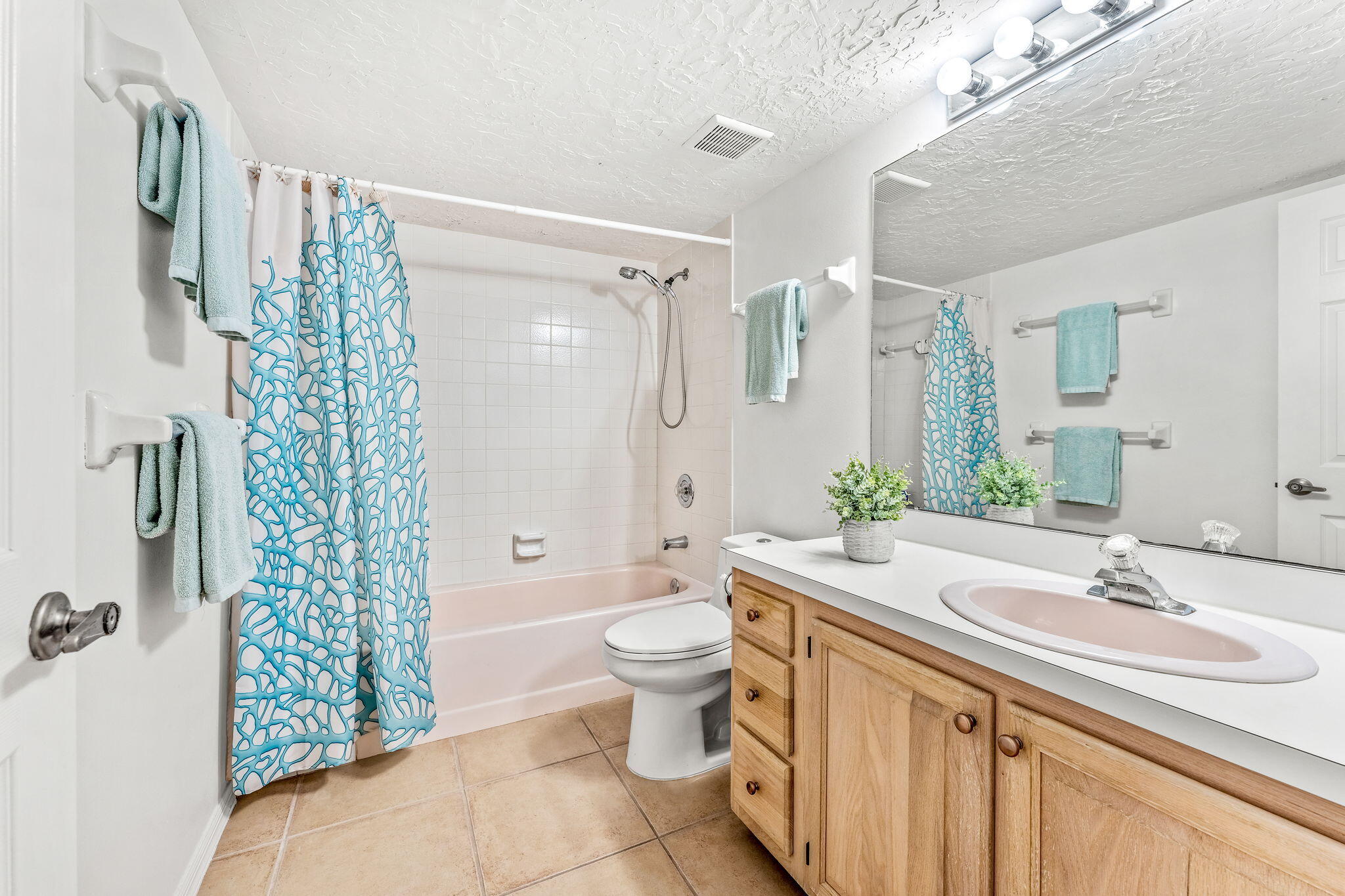 343 N Tropical Trail, 204