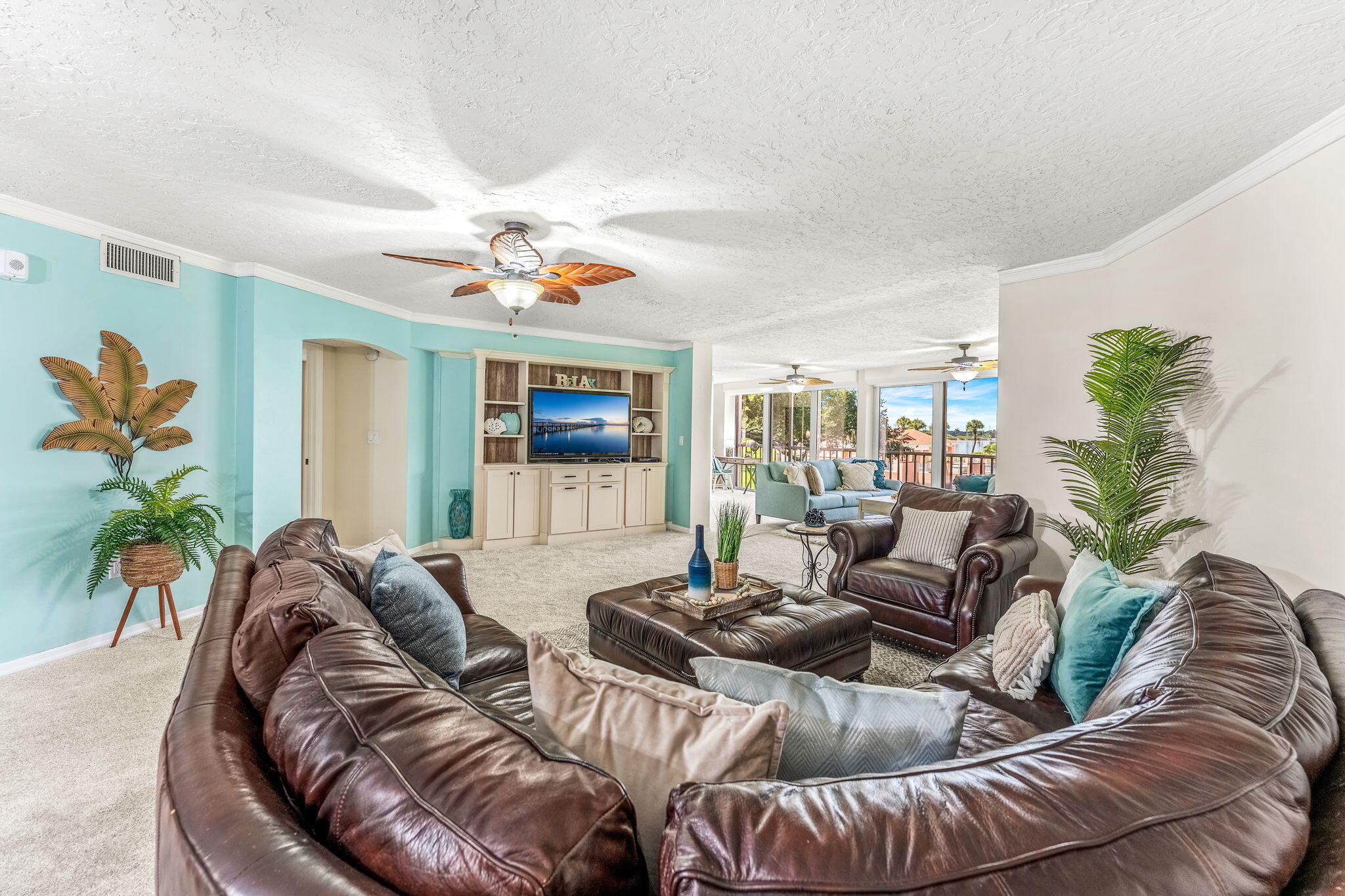 343 N Tropical Trail, 204