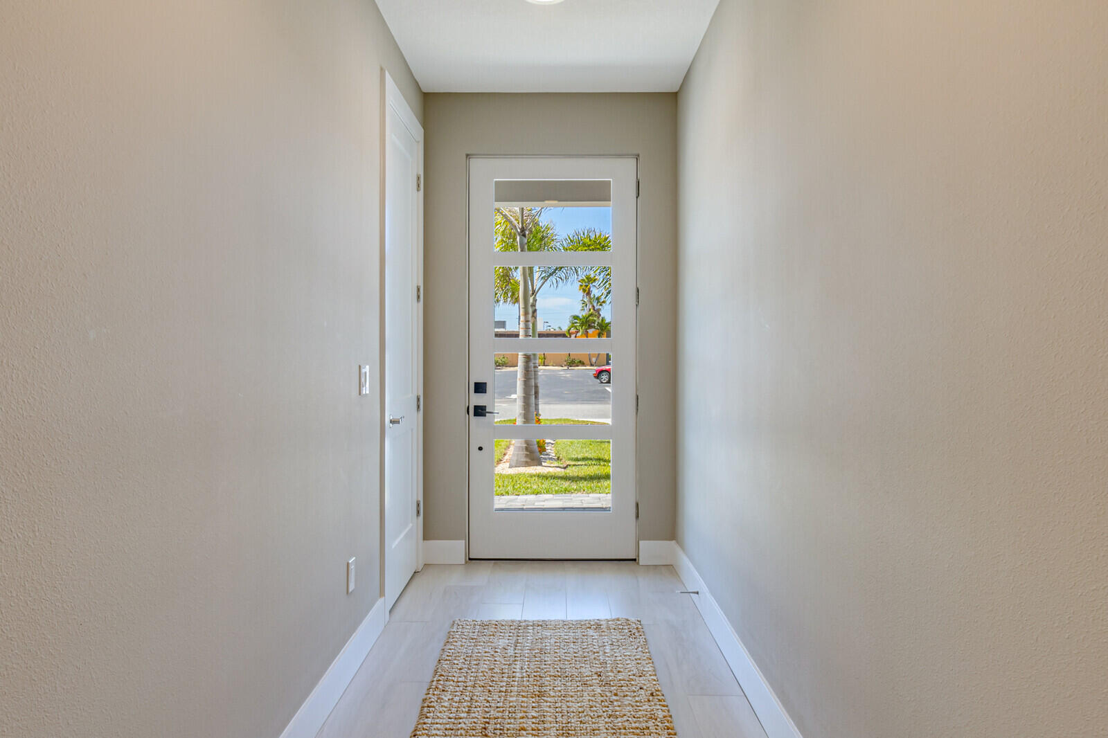 219 6th Avenue