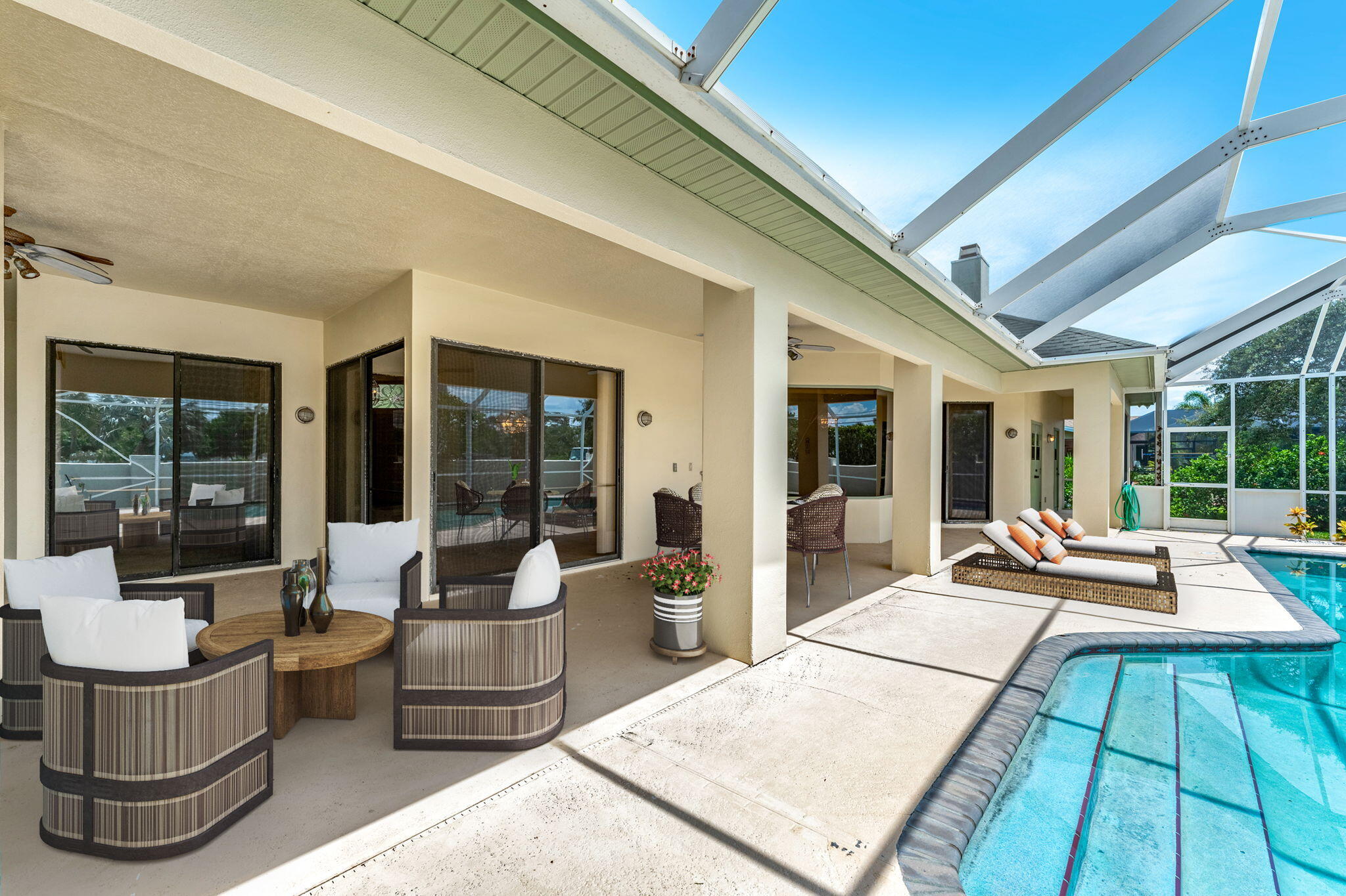 881 Peregrine Drive