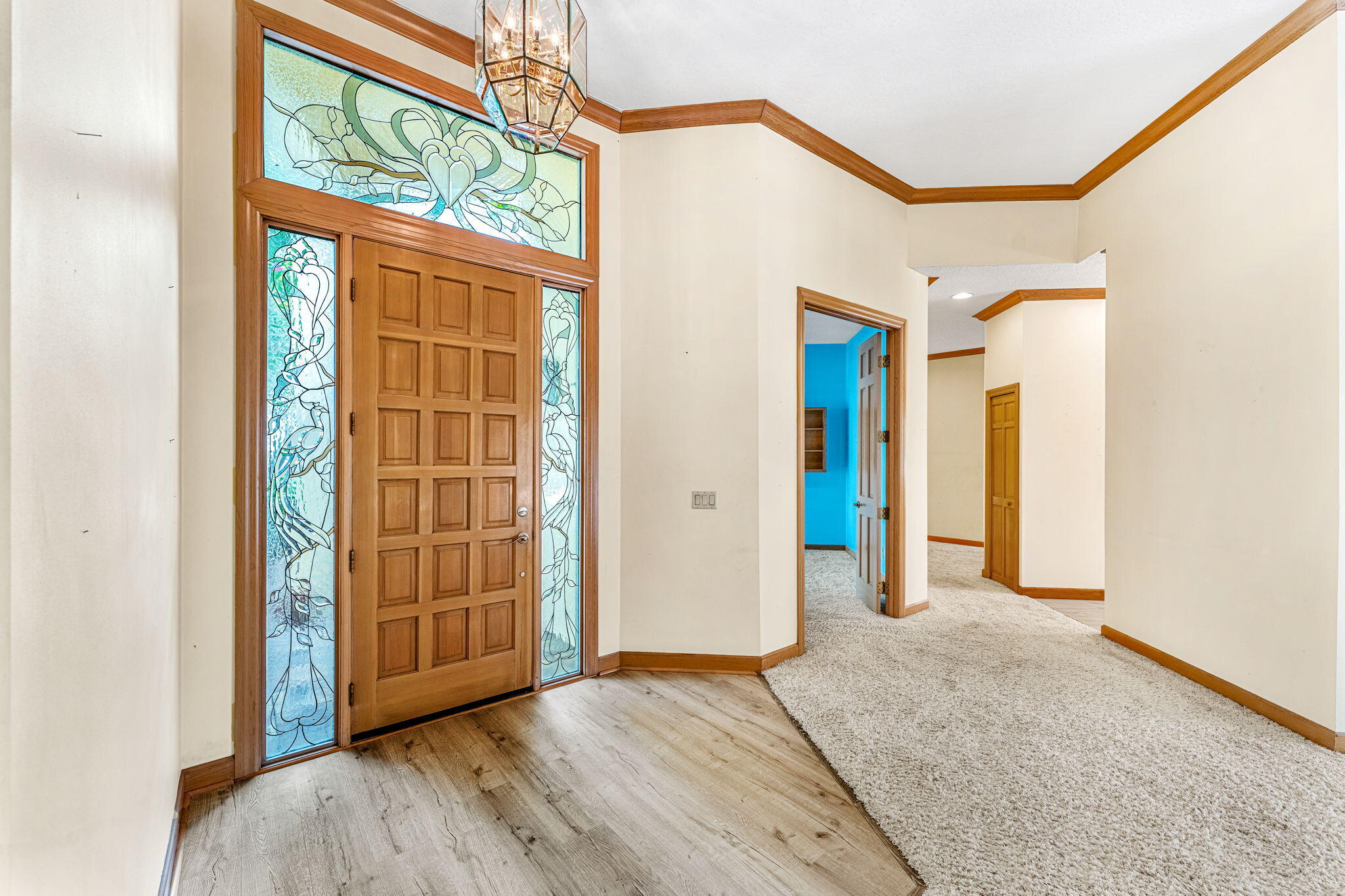 881 Peregrine Drive