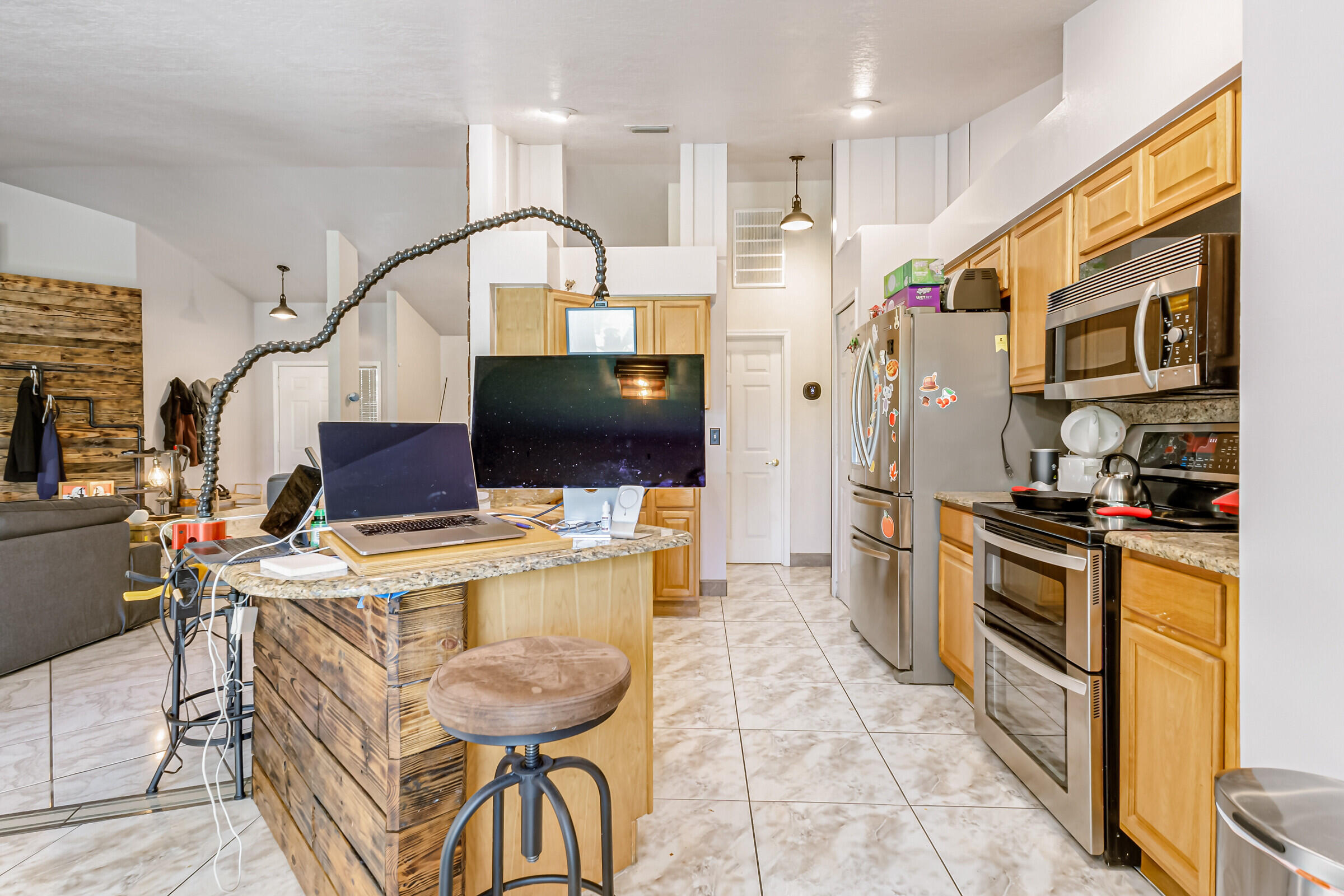 3154 Lago Vista Drive