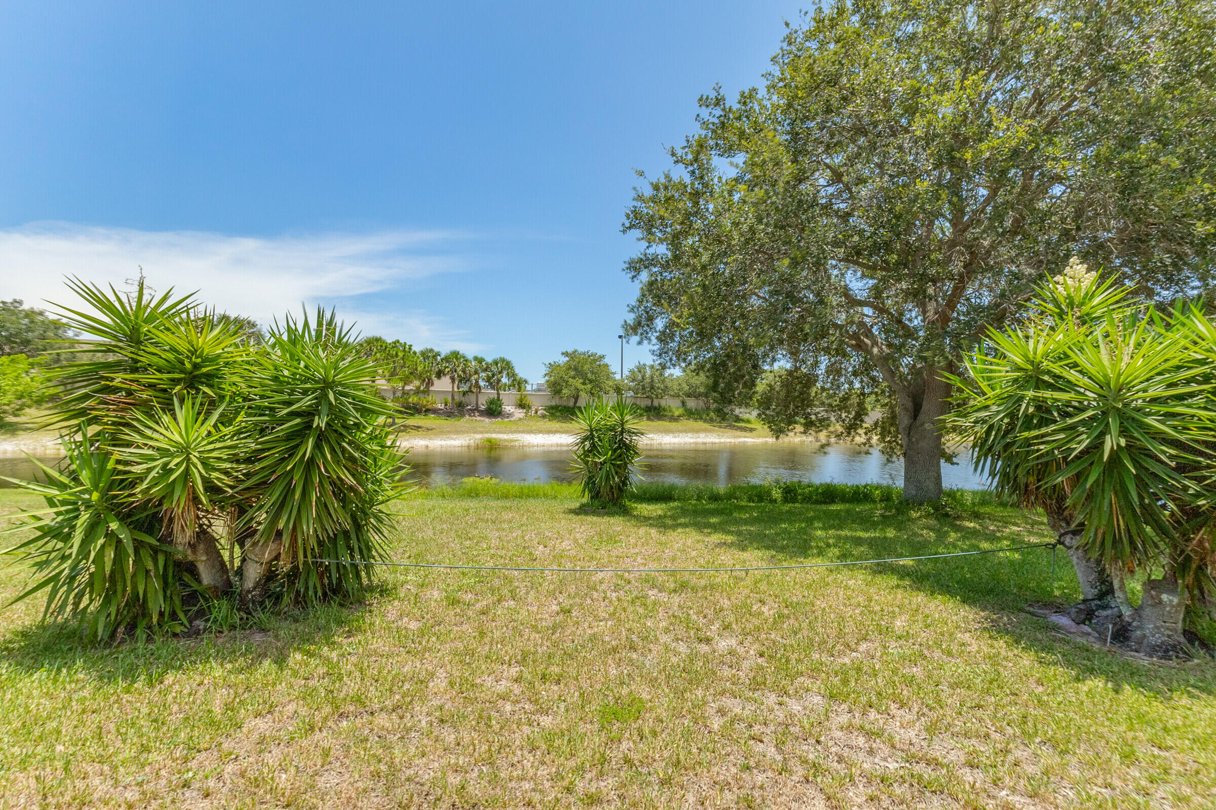 3154 Lago Vista Drive