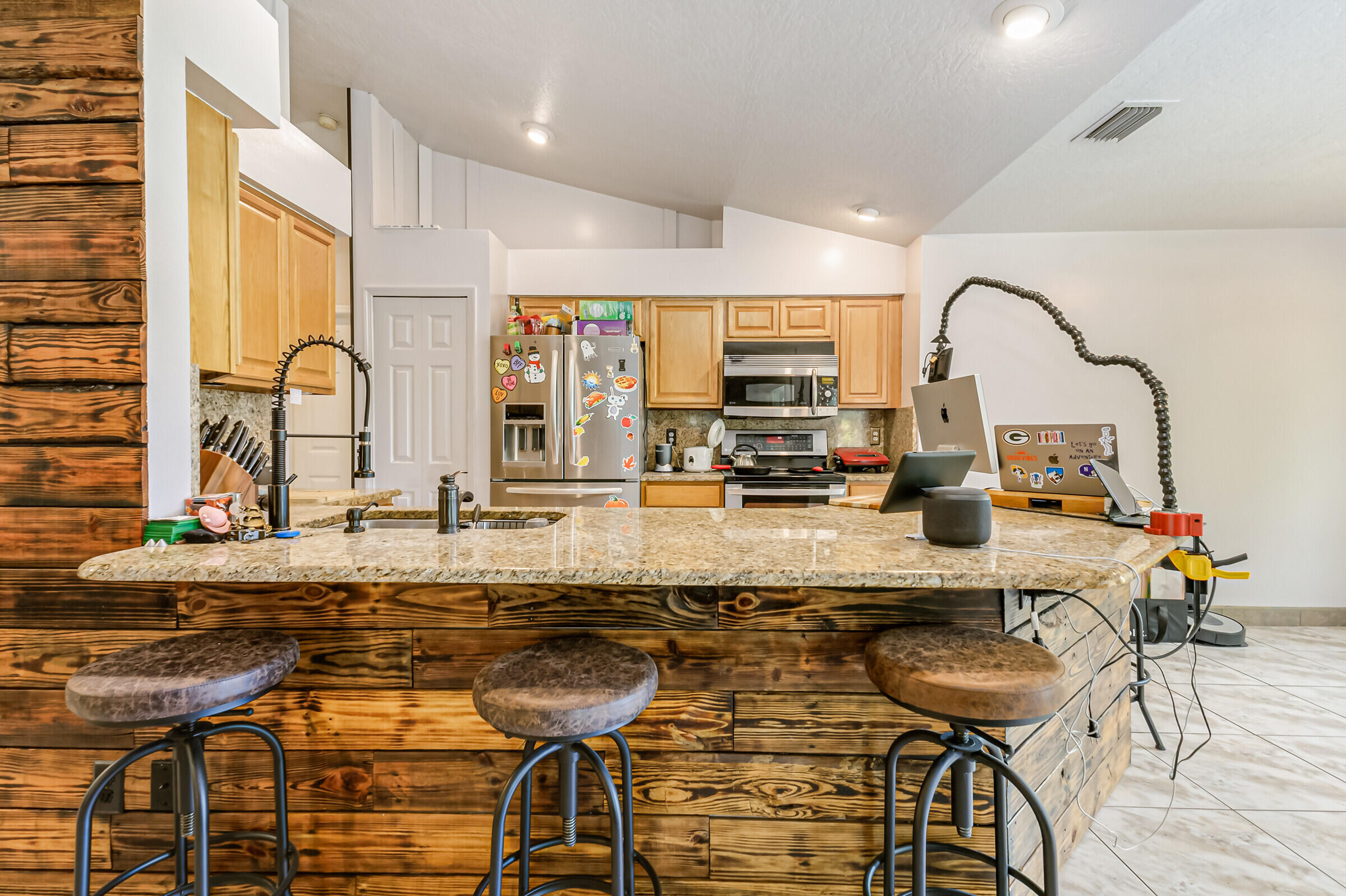 3154 Lago Vista Drive
