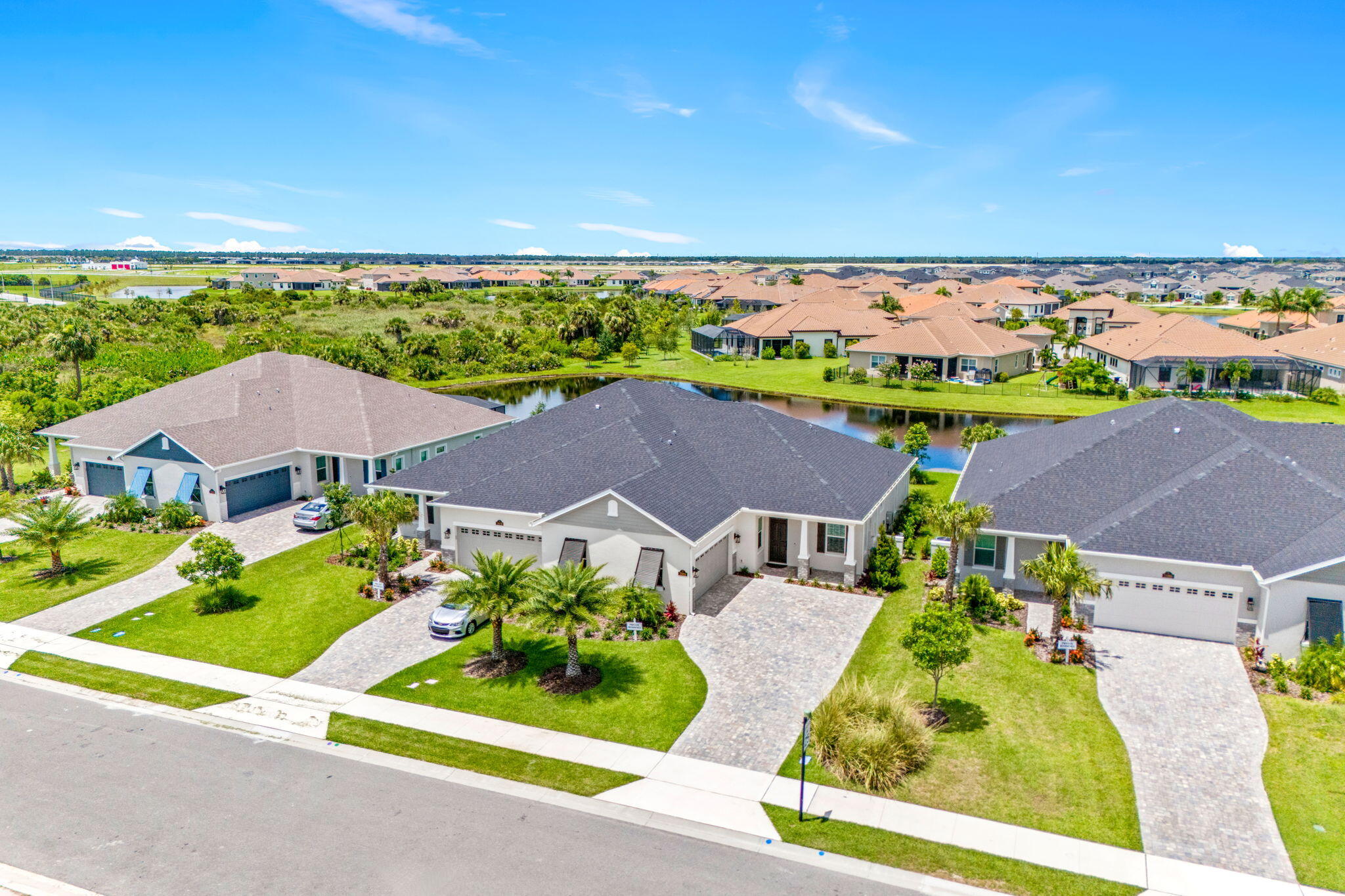 2989 Avalonia Drive