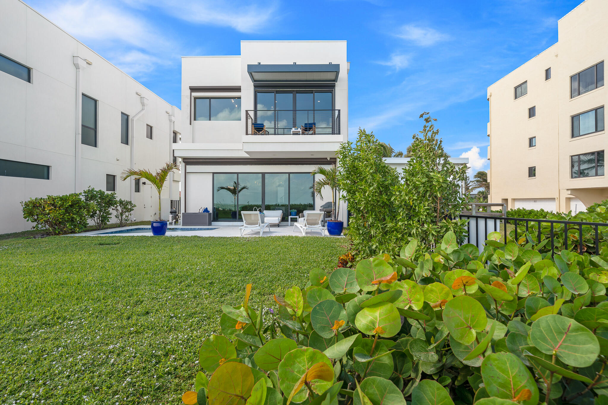 3053 S Highway A1a