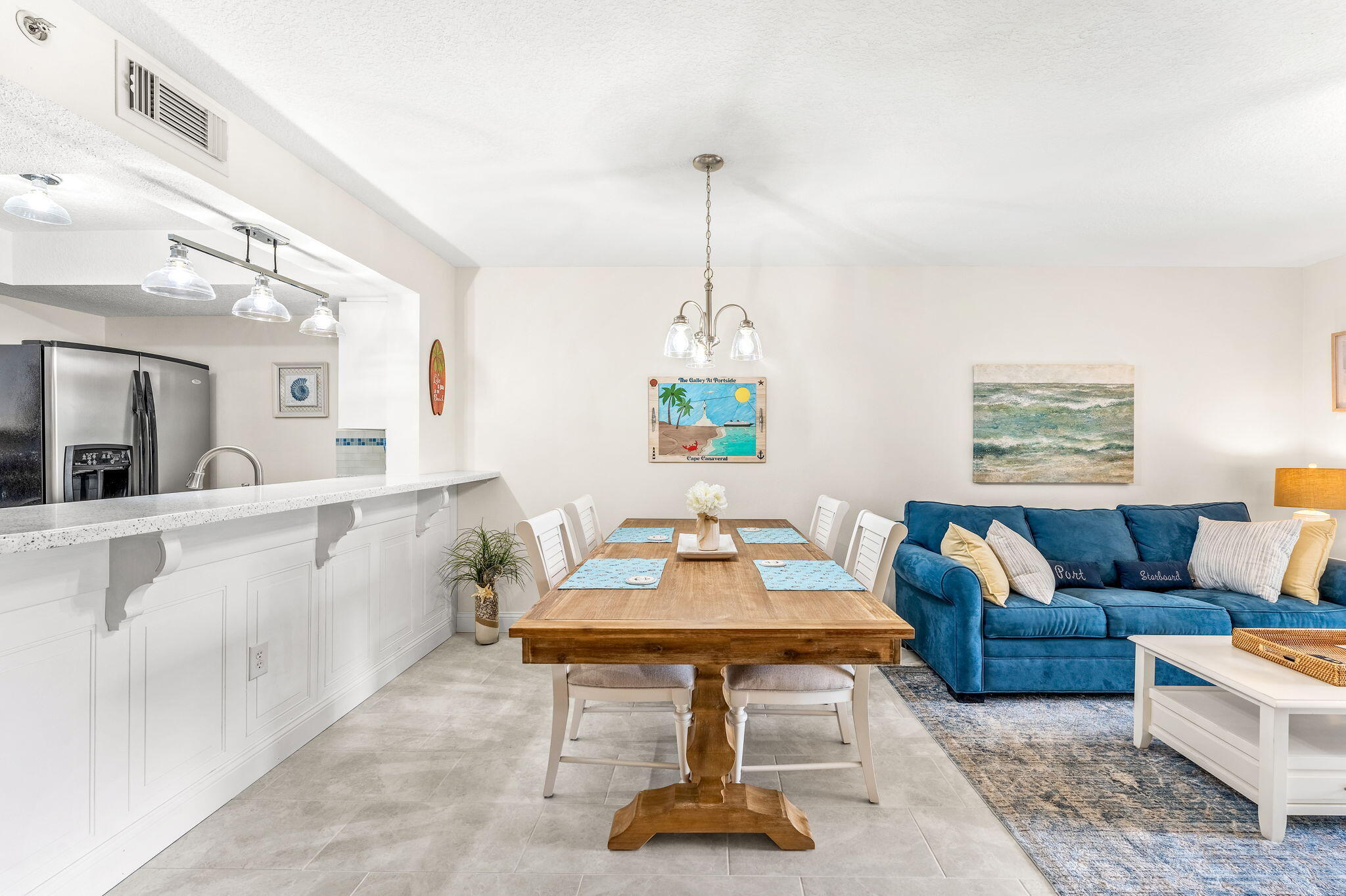 606 Shorewood Drive, 202