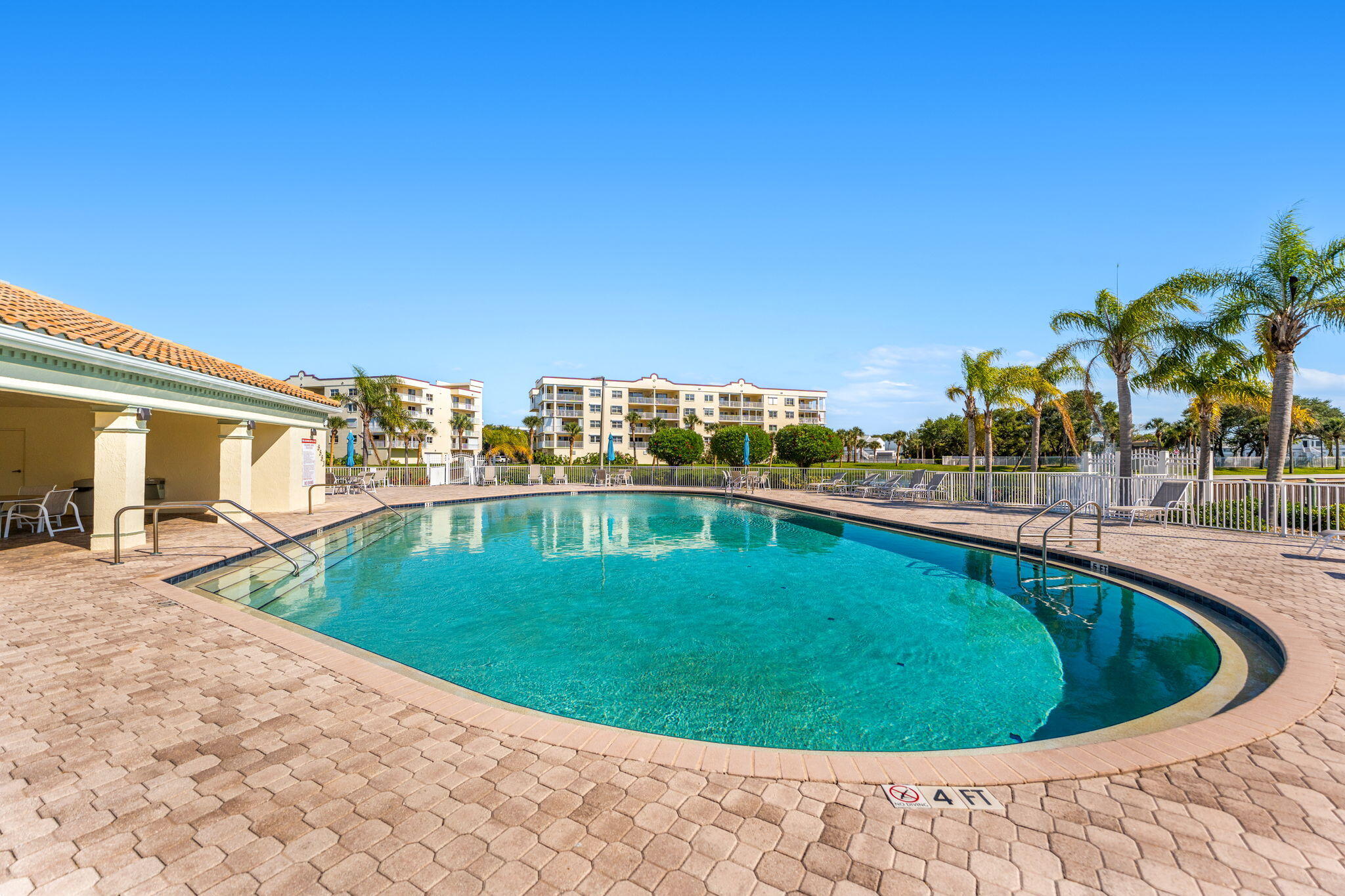 8931 Lake Drive, C206