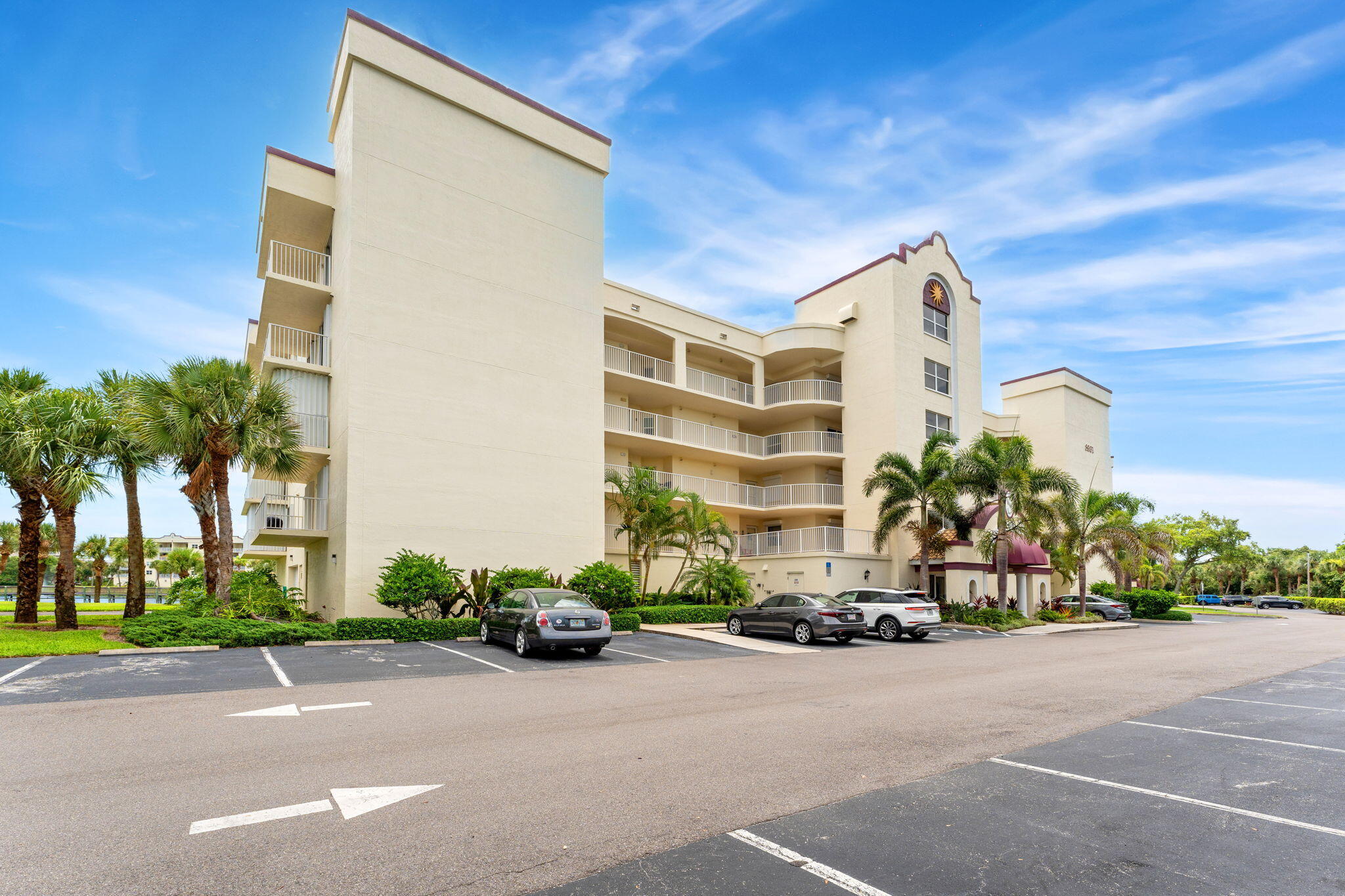 8931 Lake Drive, C206