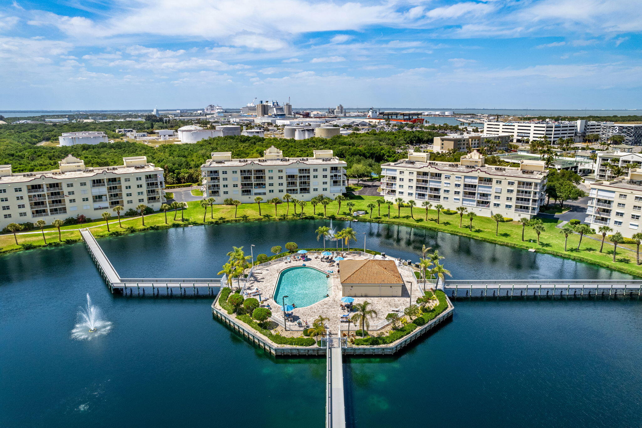 8931 Lake Drive, C206